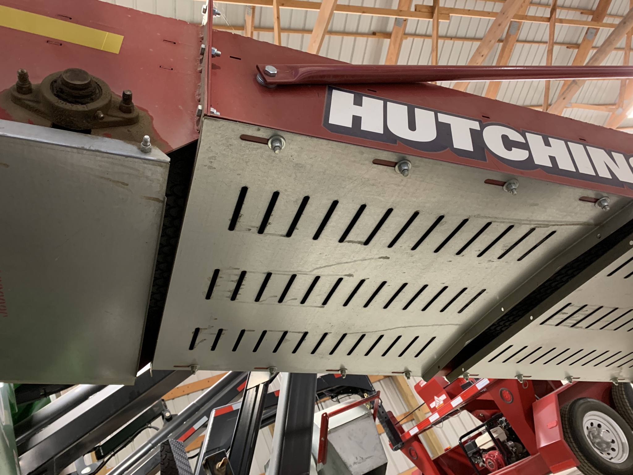   Hutchinson Mayrath Drive Over Belt Conveyor at LandMark in Hebron, NE