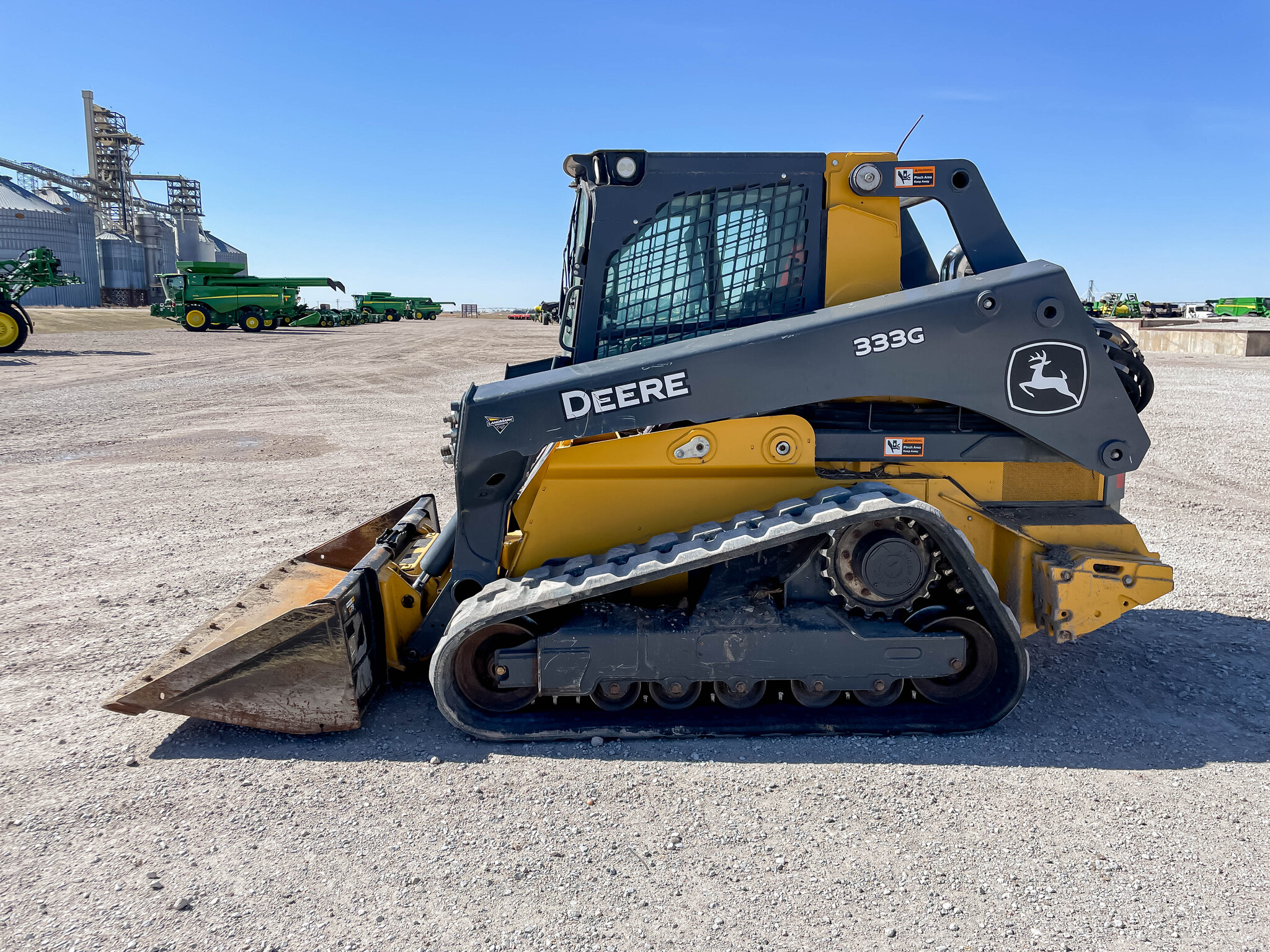  2022 John Deere 333G at LandMark in Holdrege, NE