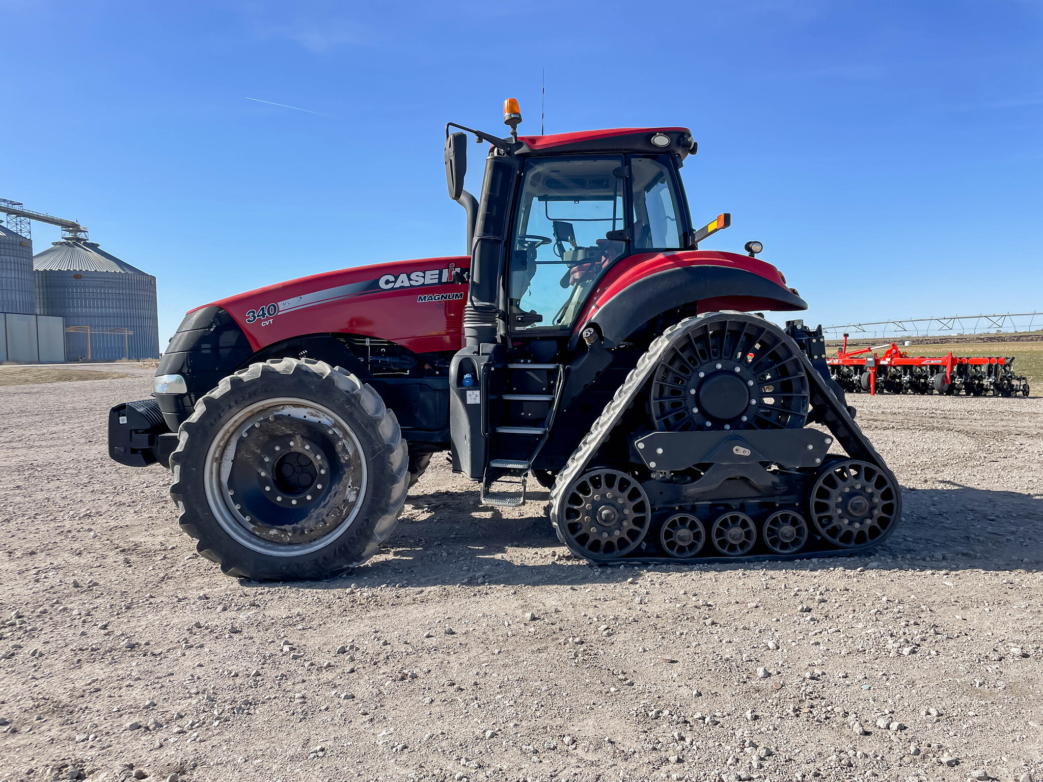  2017 Case Ih Magnum 340 Rowtrac at LandMark in Holdrege, NE