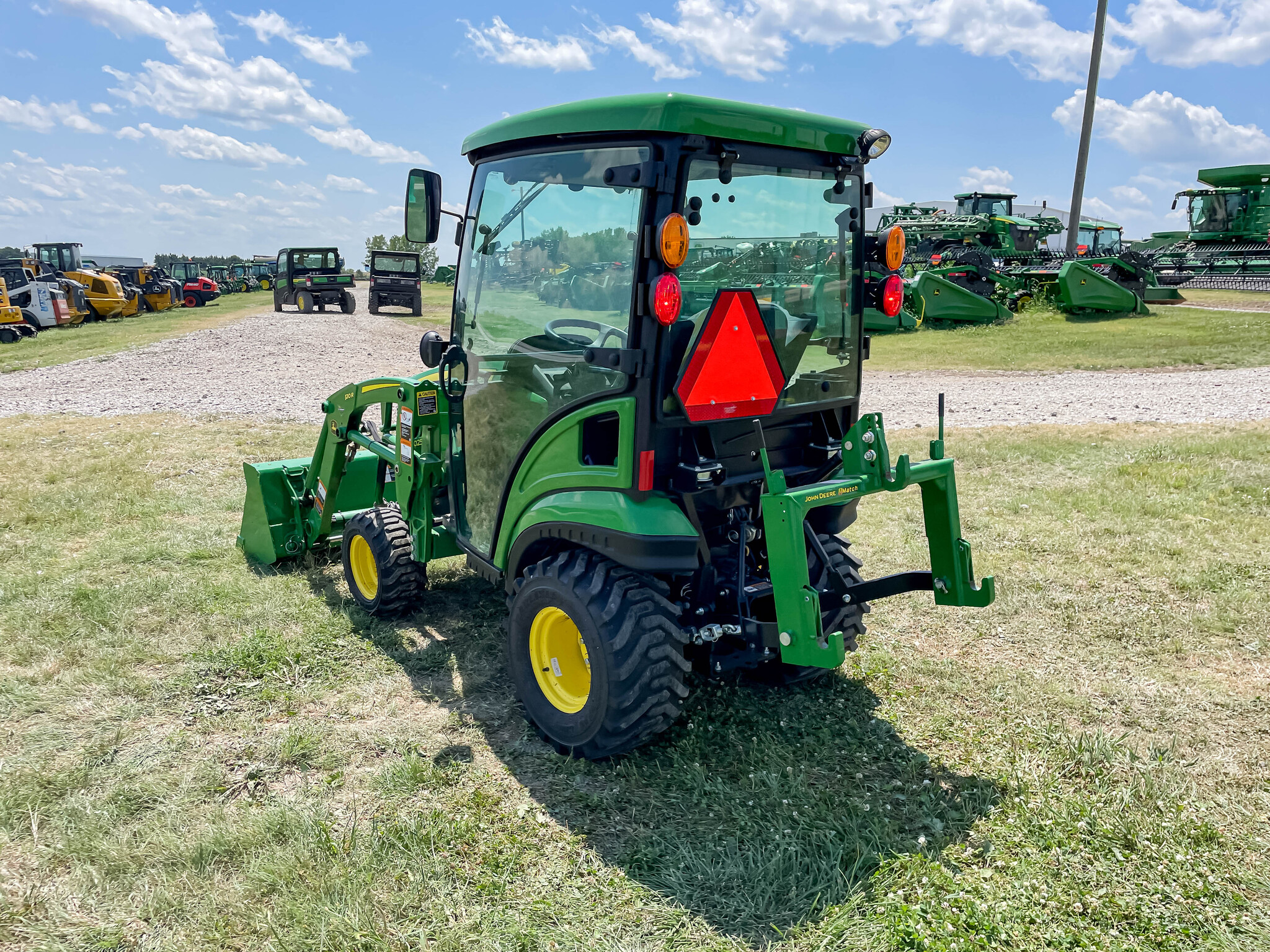 2022 John Deere 1025R at LandMark in Hastings, NE