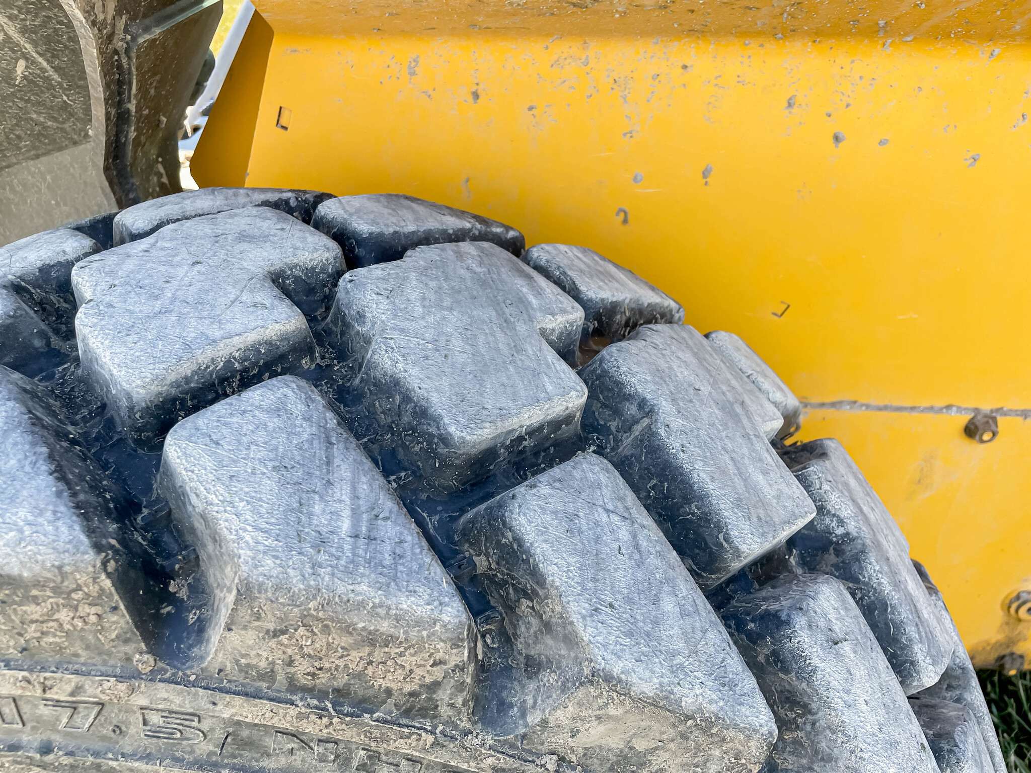  2019 John Deere 330G at LandMark in Minden, NE