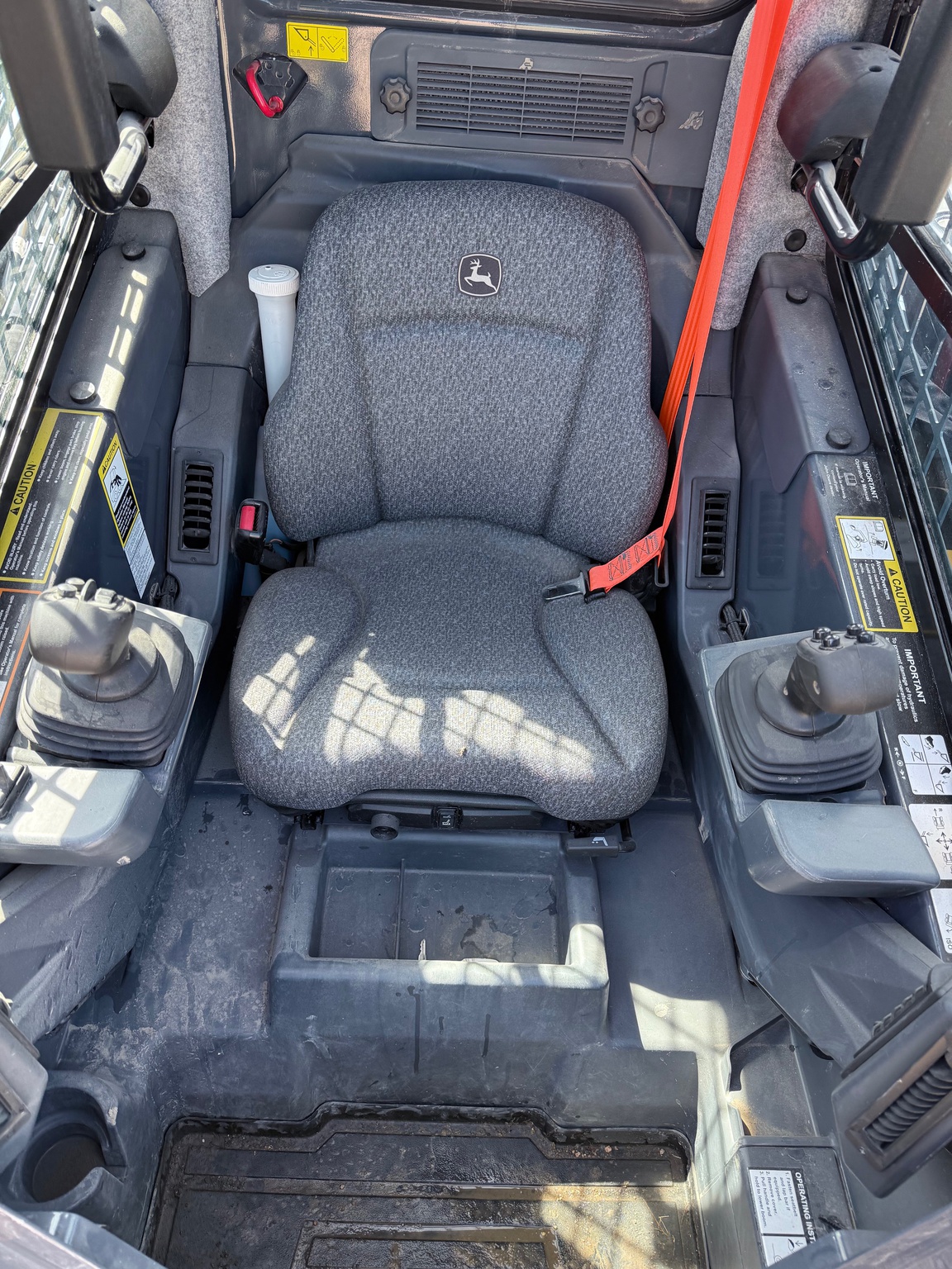  2024 John Deere 325G at LandMark in Hastings, NE