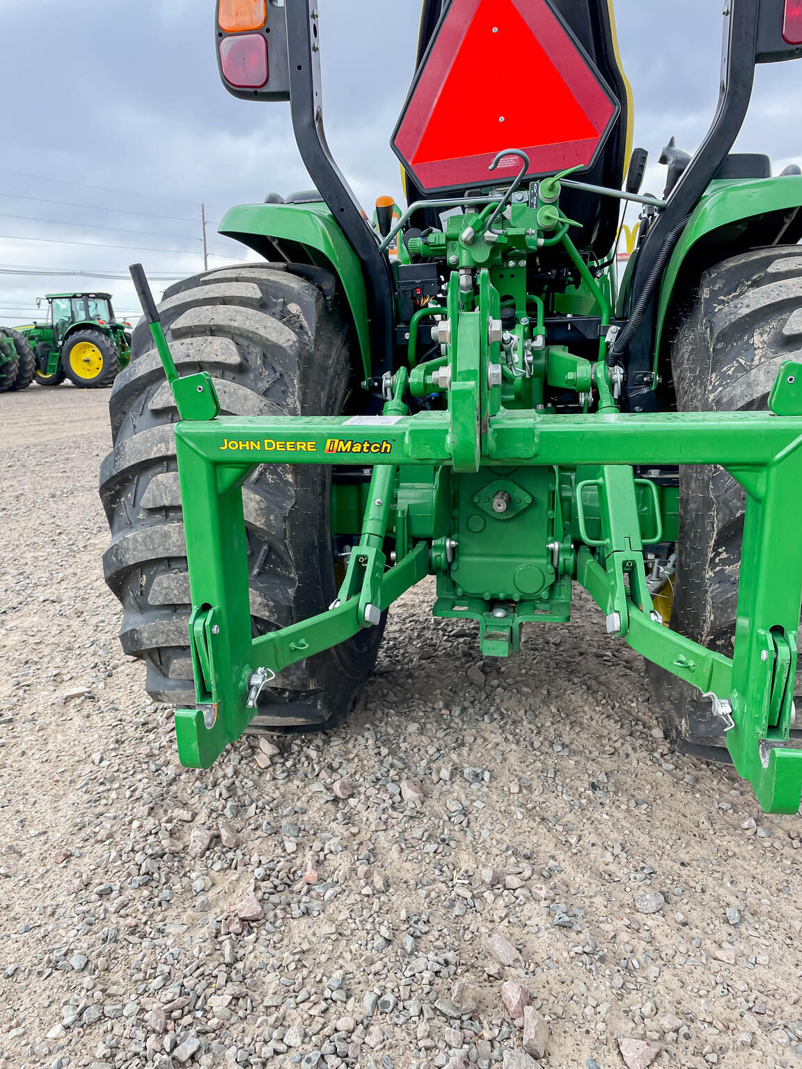  2022 John Deere 3033R at LandMark in Gothenburg, NE