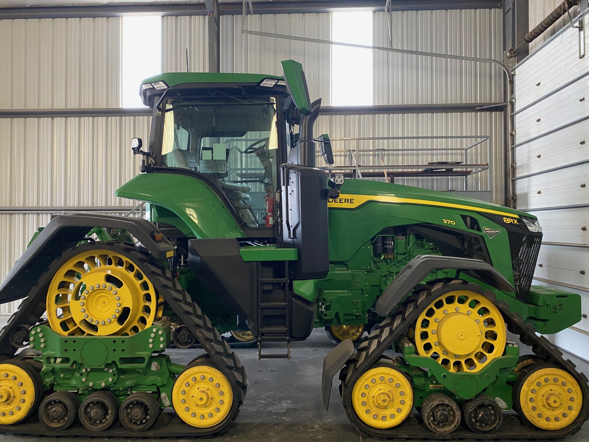  2024 John Deere 8RX 370 at LandMark in Kearney, NE