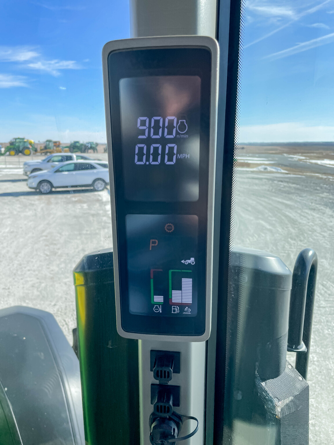  2023 John Deere 8R 370 at LandMark in Hebron, NE