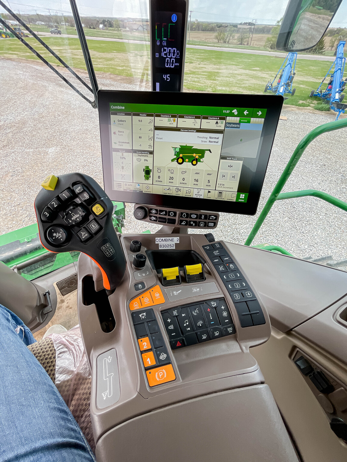  2024 John Deere S770 at LandMark in Superior, NE