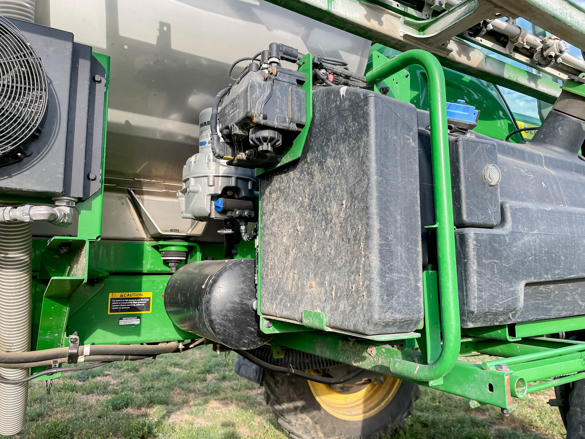  2023 John Deere 616R at LandMark in Hastings, NE