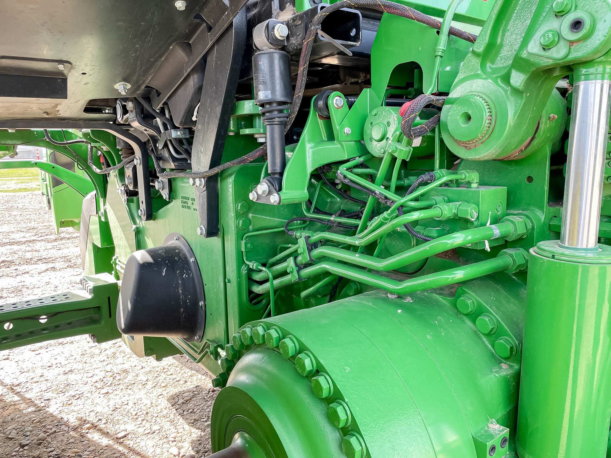  2022 John Deere 8RT 370 at LandMark in Minden, NE