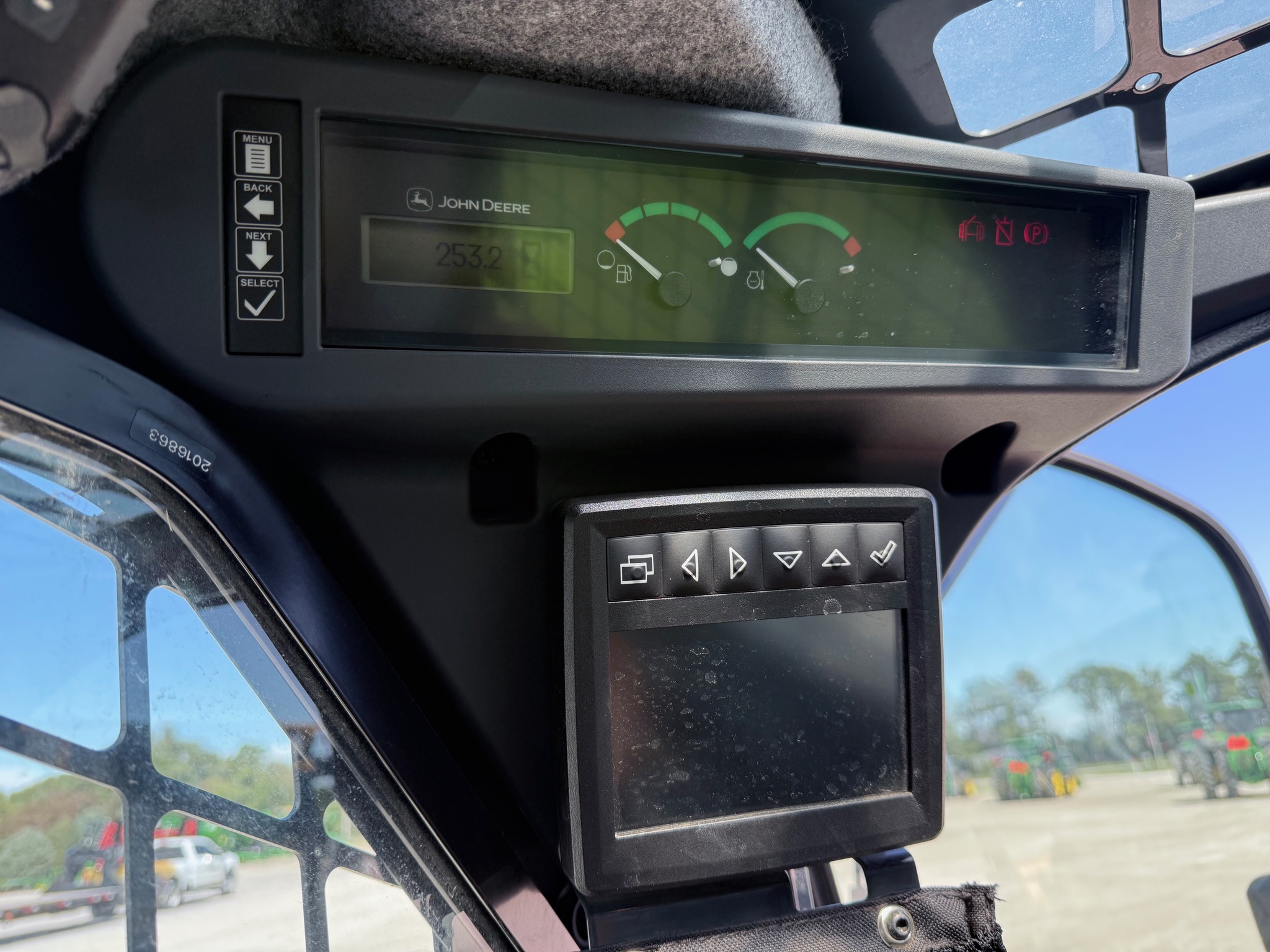  2024 John Deere 325G at LandMark in Hastings, NE