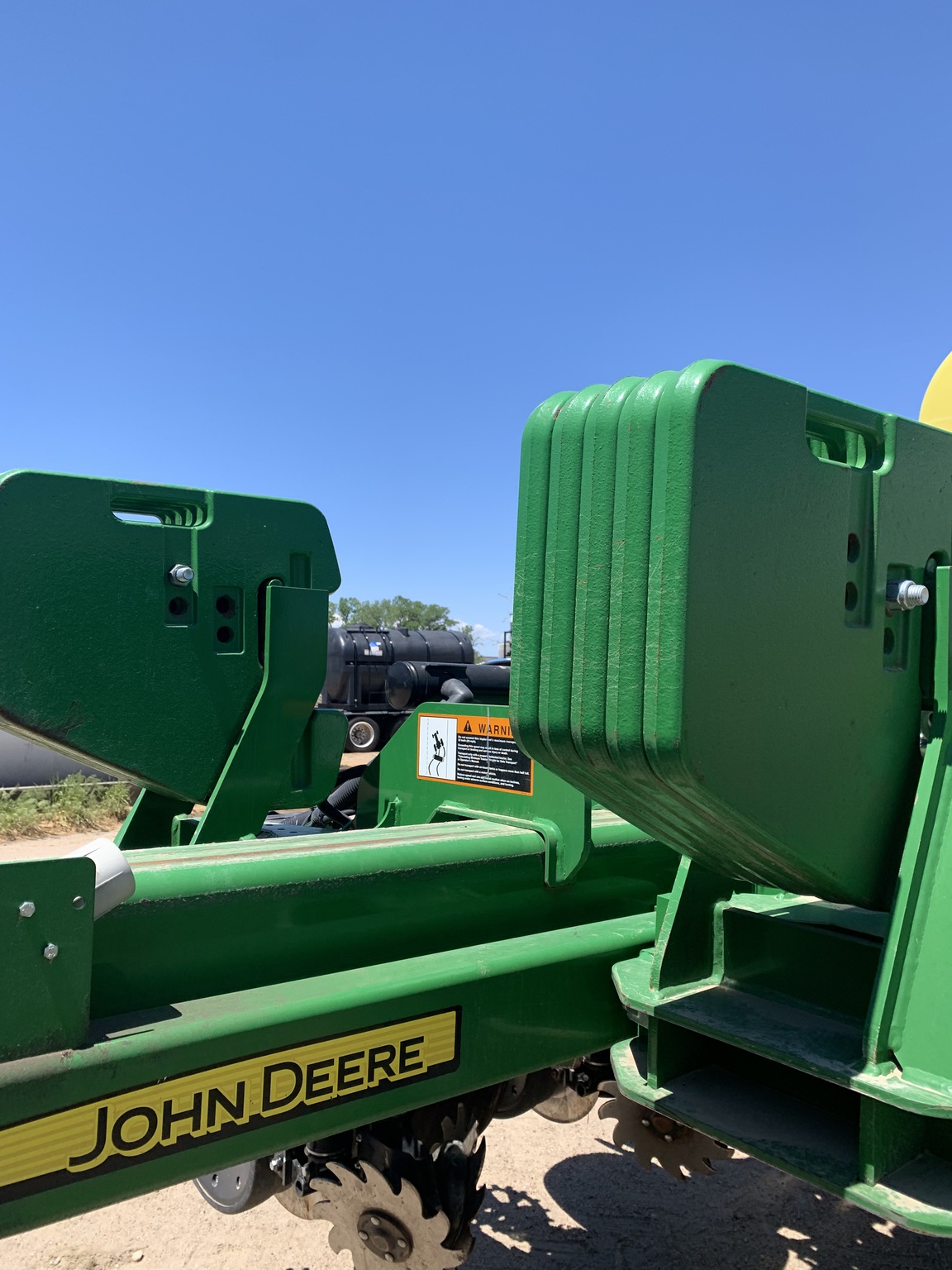 2017 John Deere 1775NT at LandMark in Arapahoe, NE