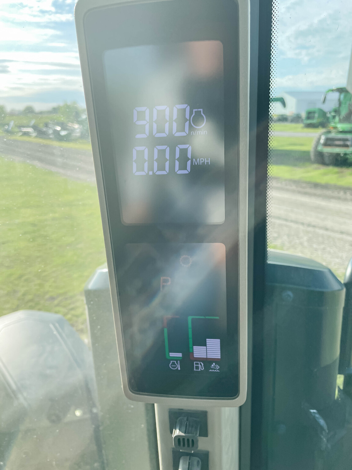  2023 John Deere 8R 370 at LandMark in Hastings, NE