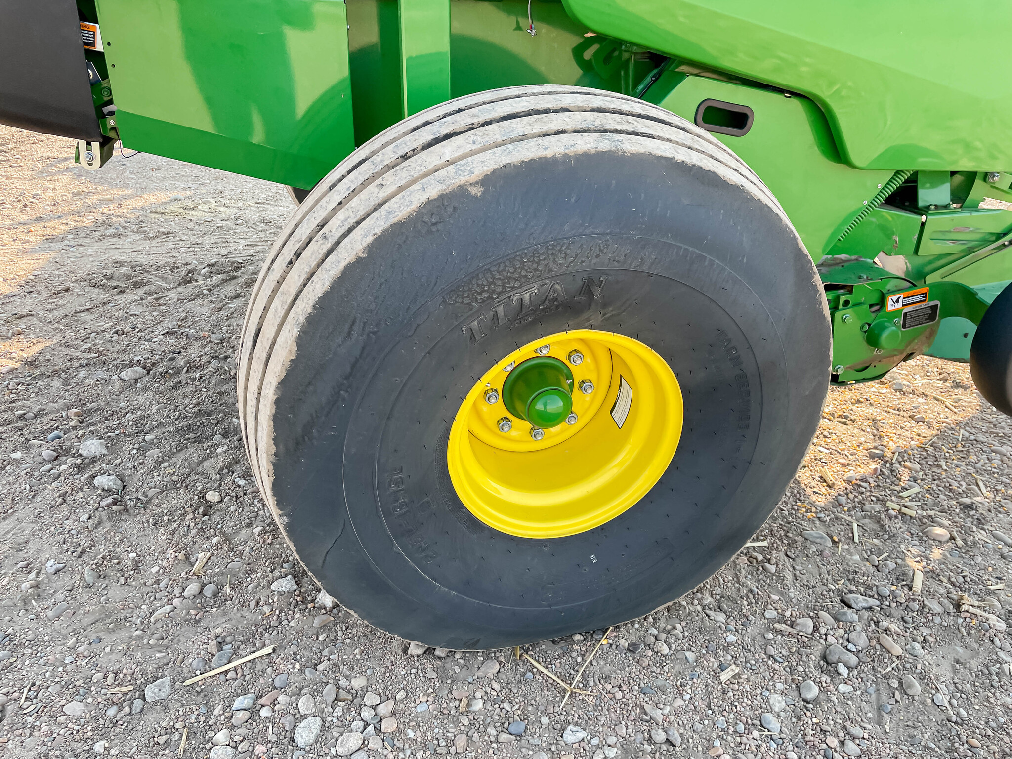  2023 John Deere 560R at LandMark in Minden, NE