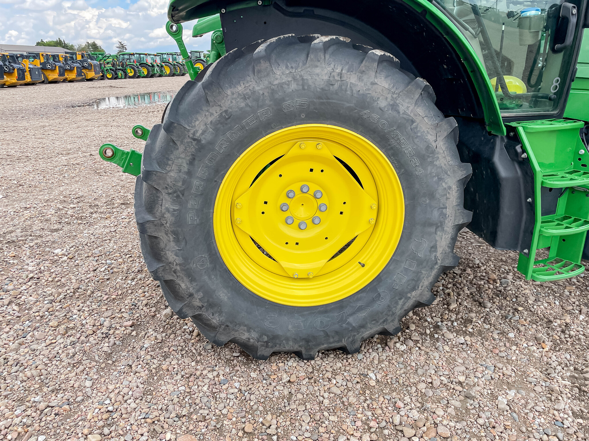 2018 John Deere 6130R at LandMark in Minden, NE