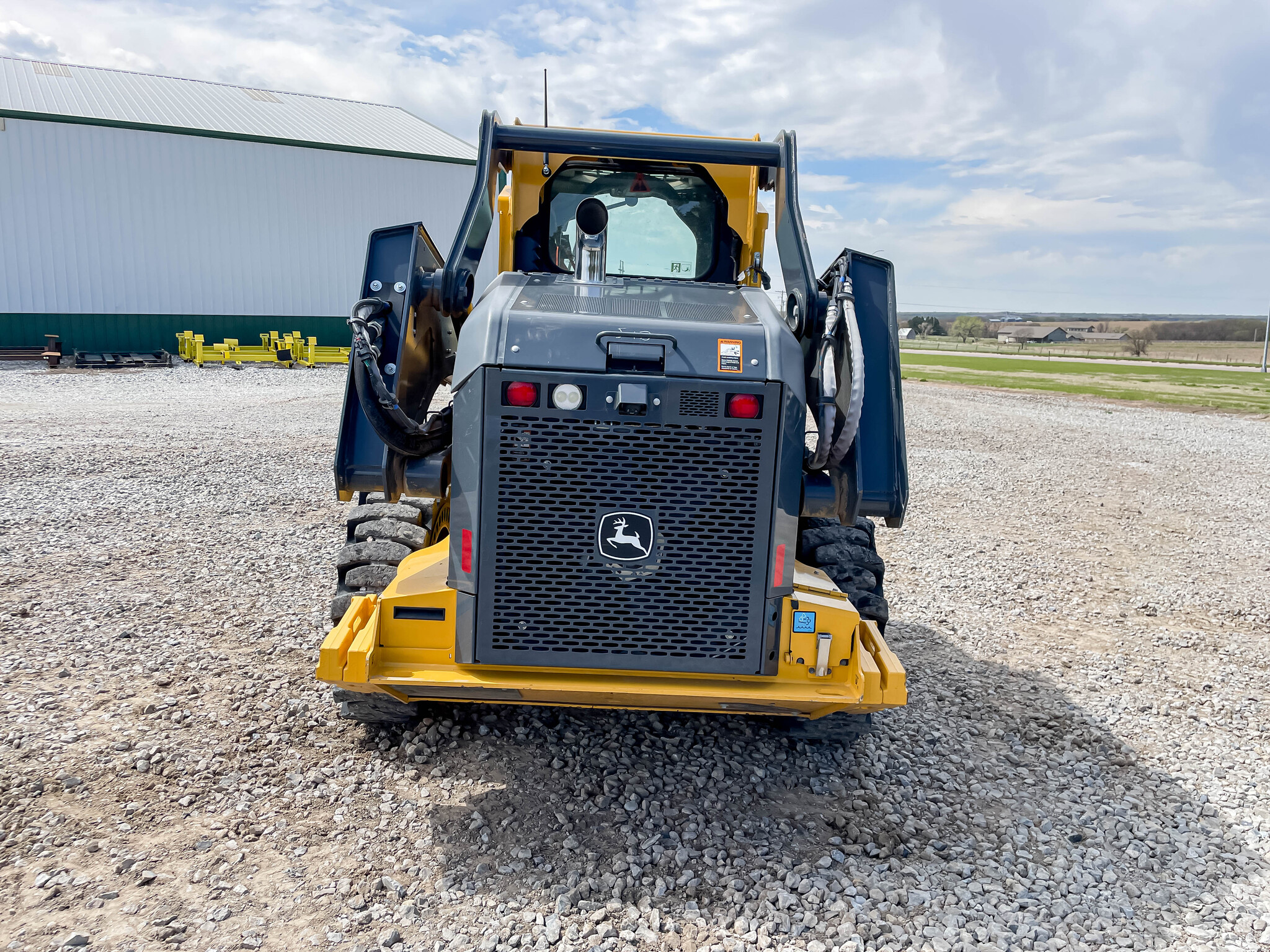  2022 John Deere 332G at LandMark in Superior, NE