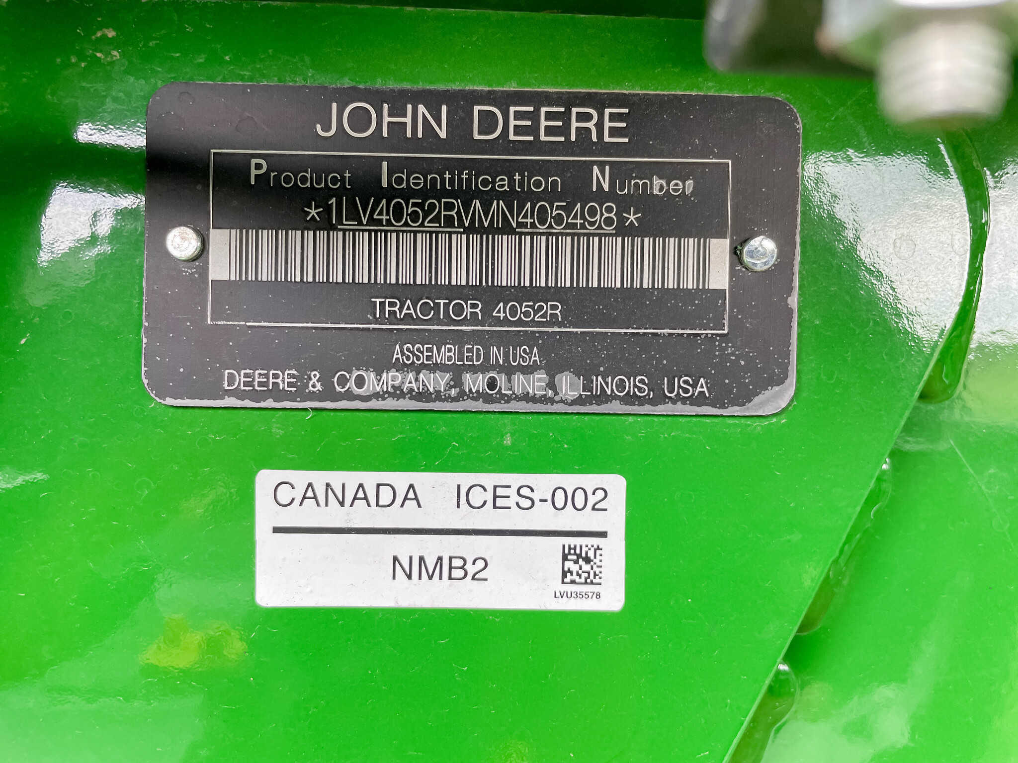  2022 John Deere 4052R at LandMark in Red Cloud, NE