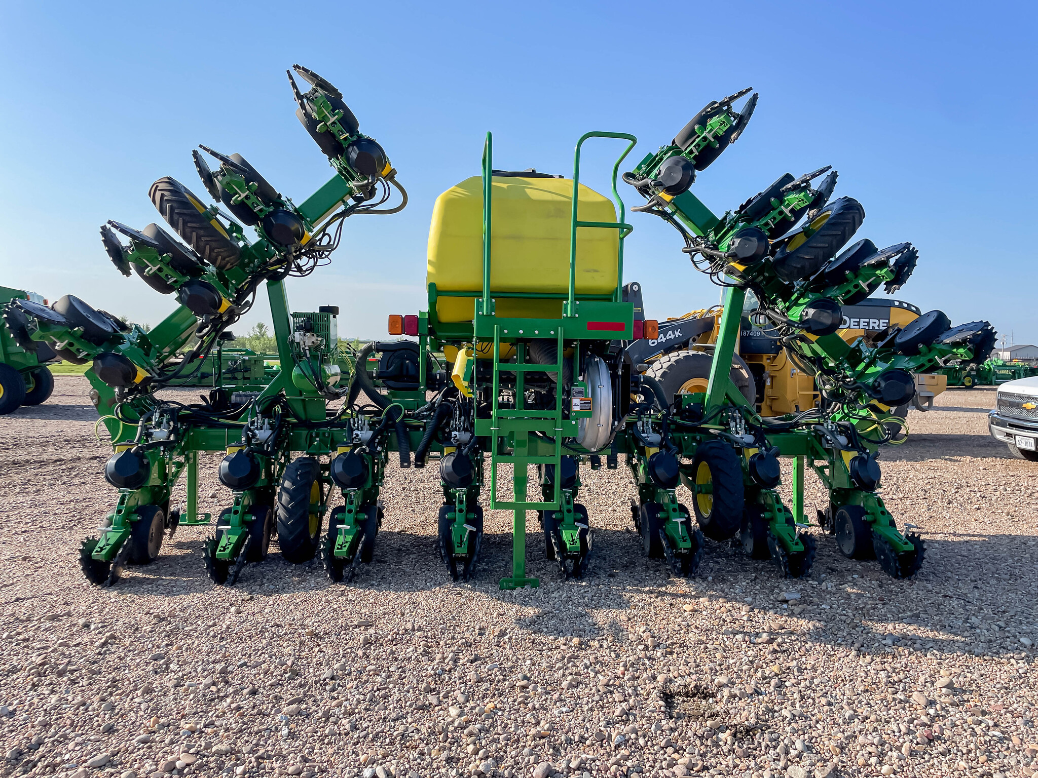  2022 John Deere DR16 PUK at LandMark in Minden, NE