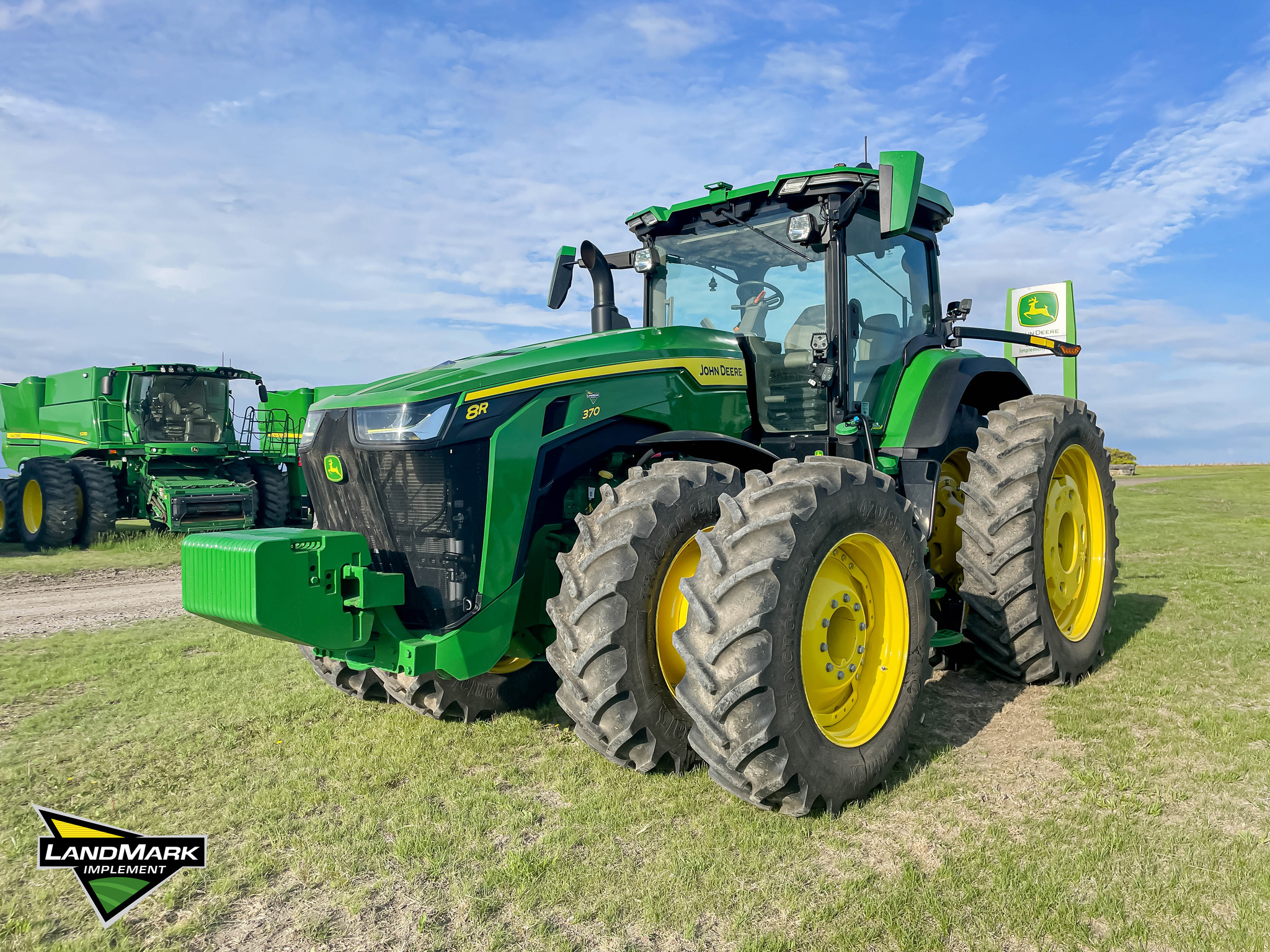  2023 John Deere 8R 370 at LandMark in Hastings, NE