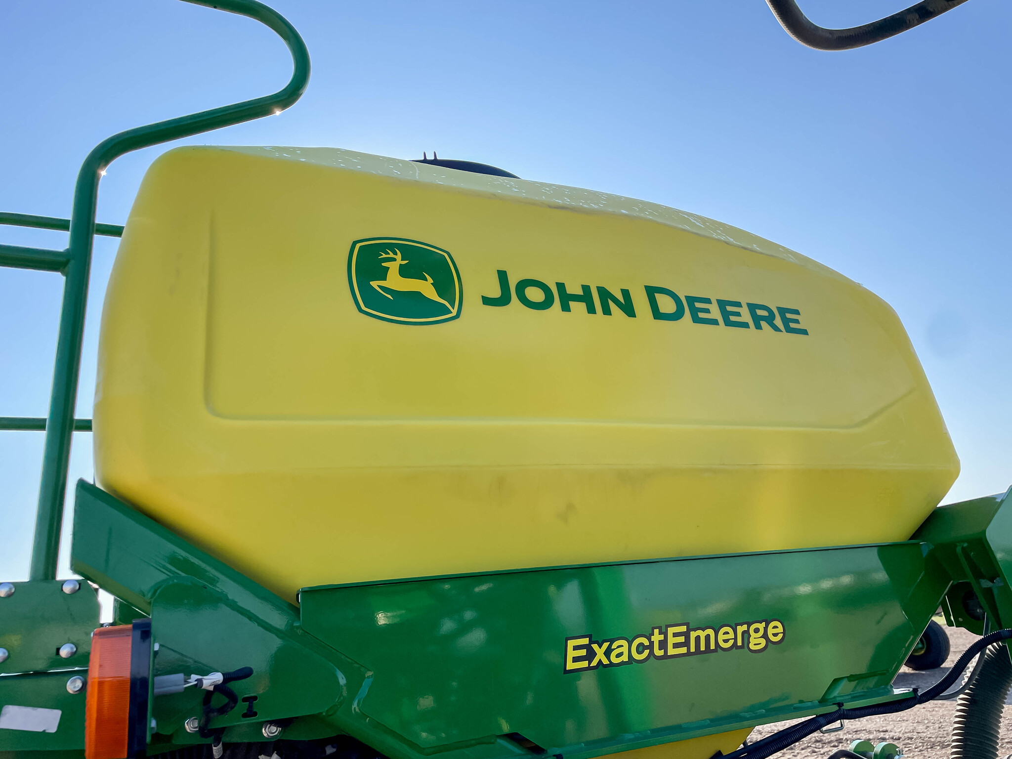  2022 John Deere DR16 PUK at LandMark in Minden, NE