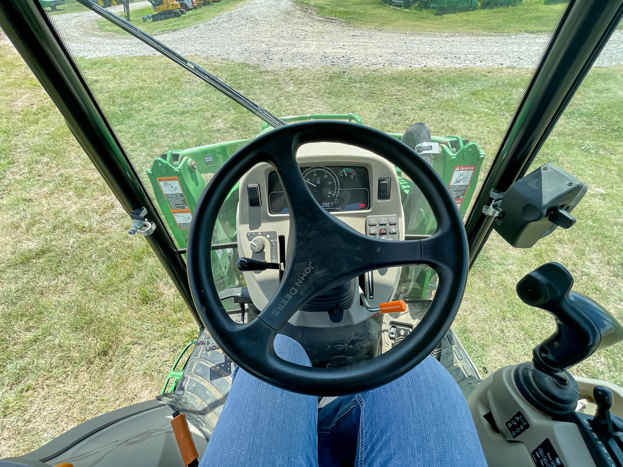  2022 John Deere 4052R at LandMark in Beatrice, NE