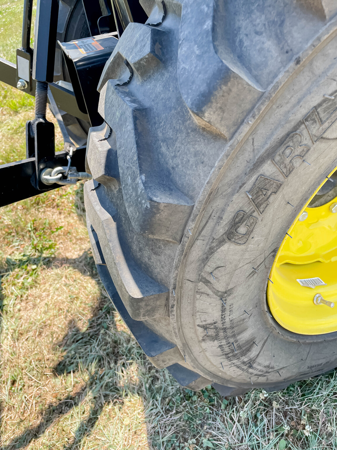  2023 John Deere 2025R at LandMark in Beatrice, NE