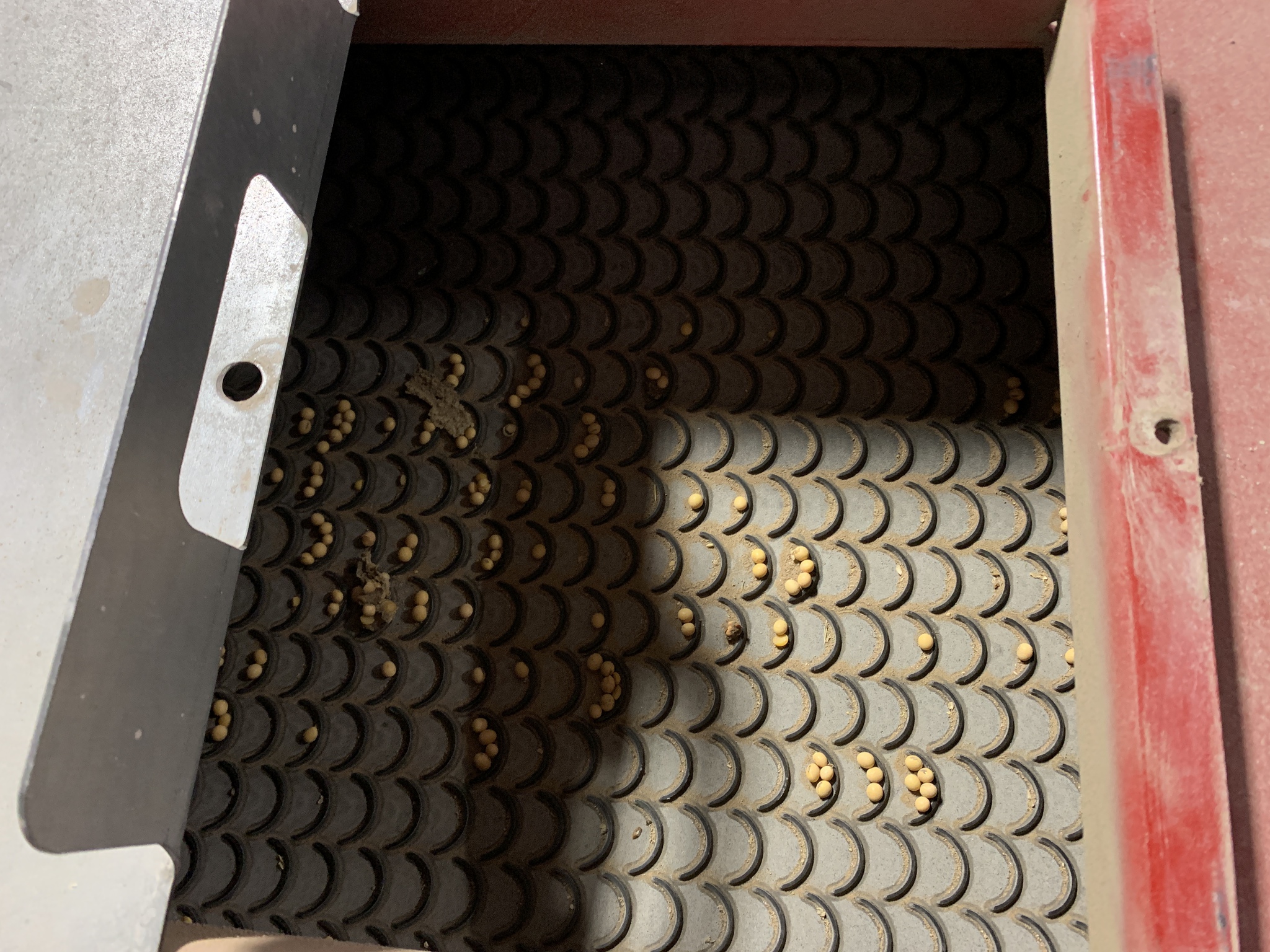   Hutchinson Mayrath Drive Over Belt Conveyor at LandMark in Hebron, NE