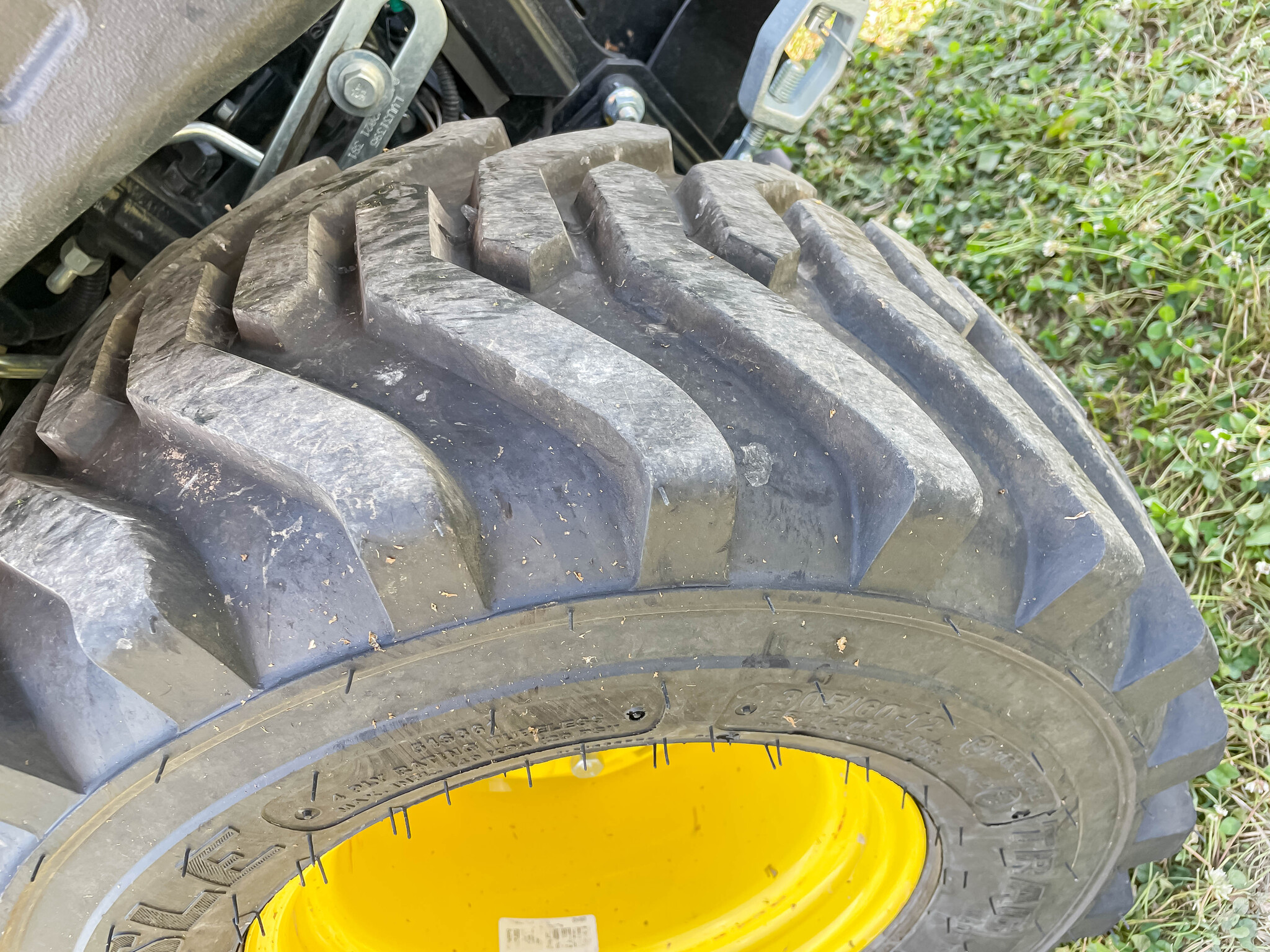  2022 John Deere 1025R at LandMark in Hastings, NE
