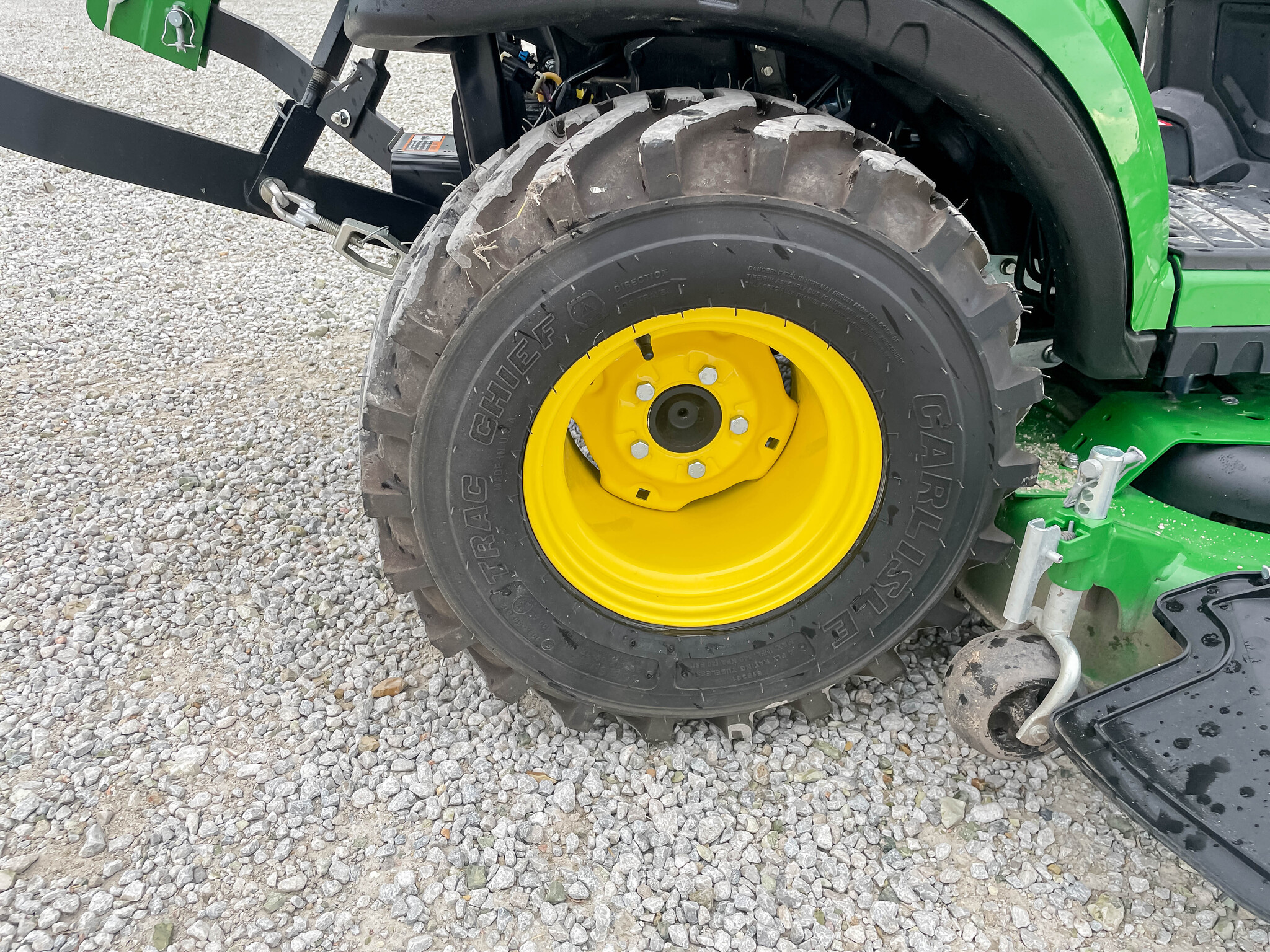  2023 John Deere 1025R at LandMark in Smith Center, KS