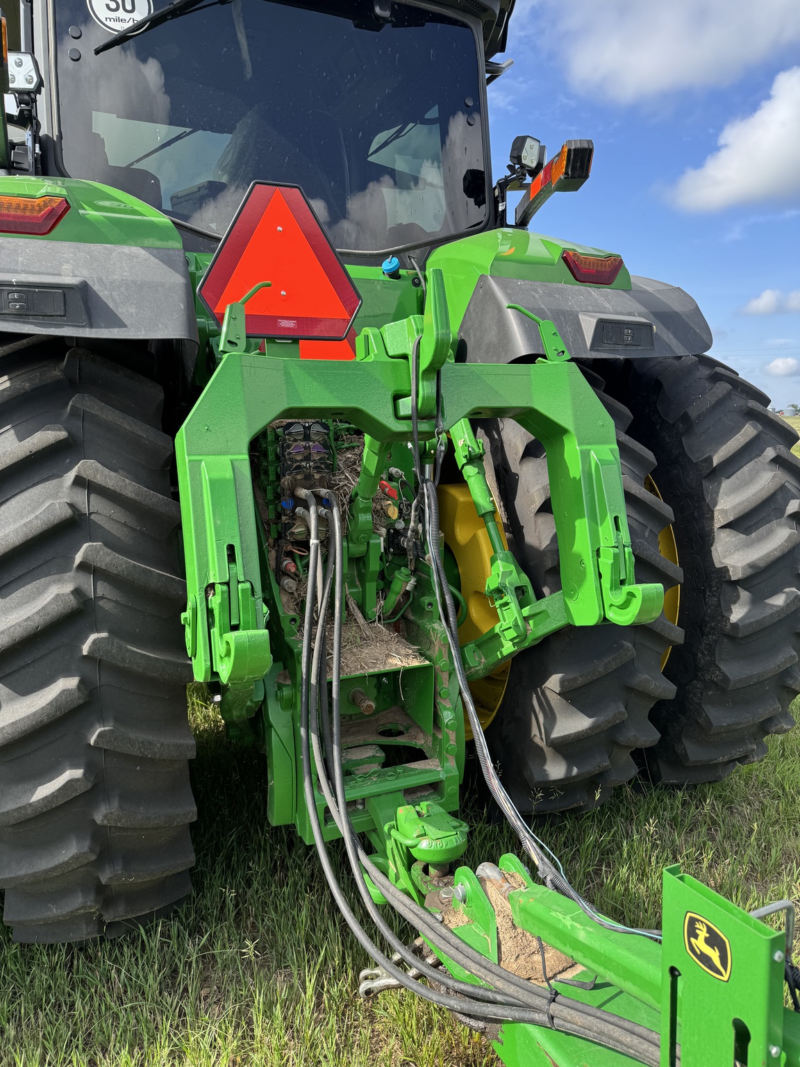  2024 John Deere 8R 370 at LandMark in Hebron, NE