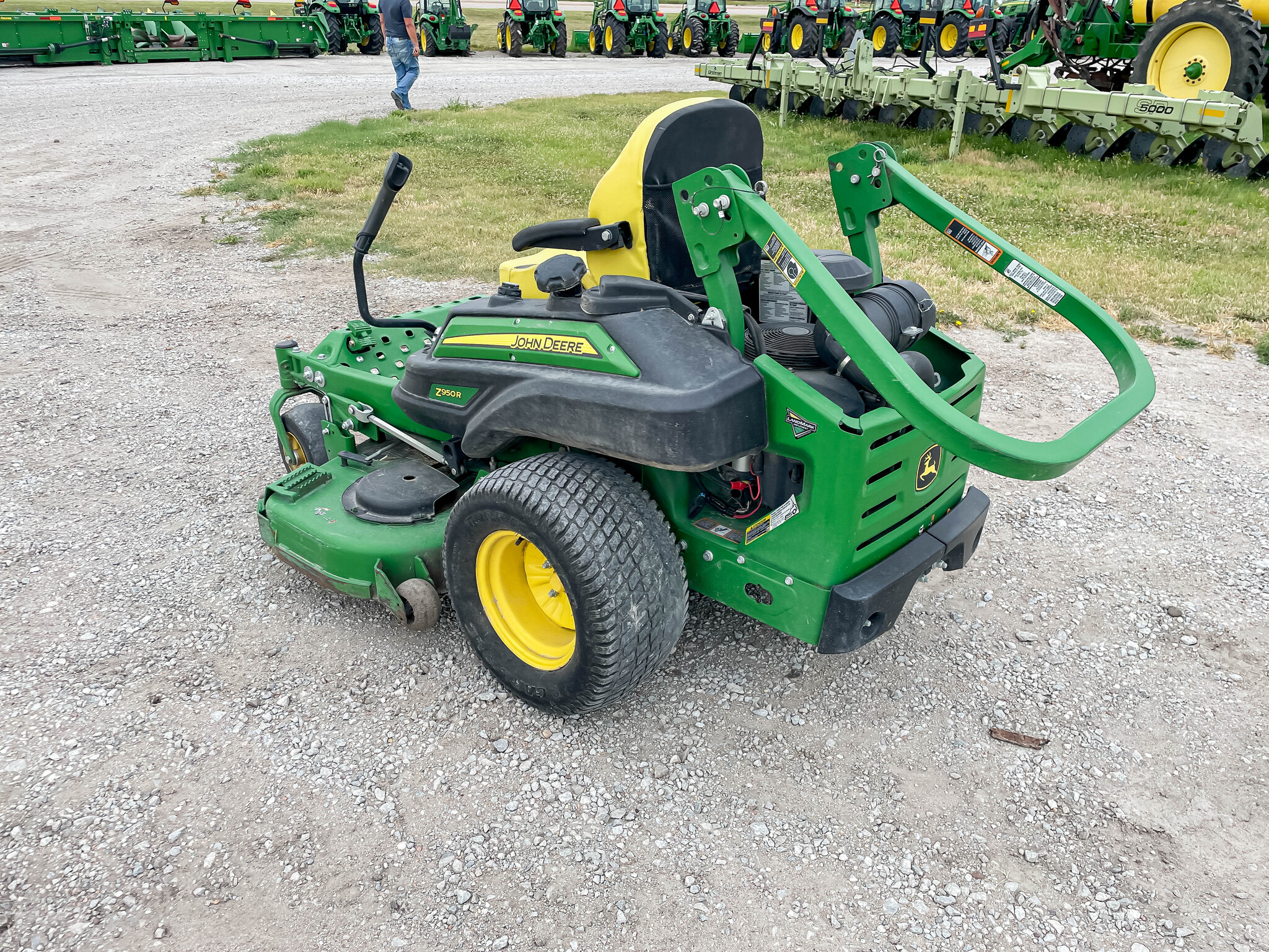  2019 John Deere Z950R at LandMark in Kearney, NE