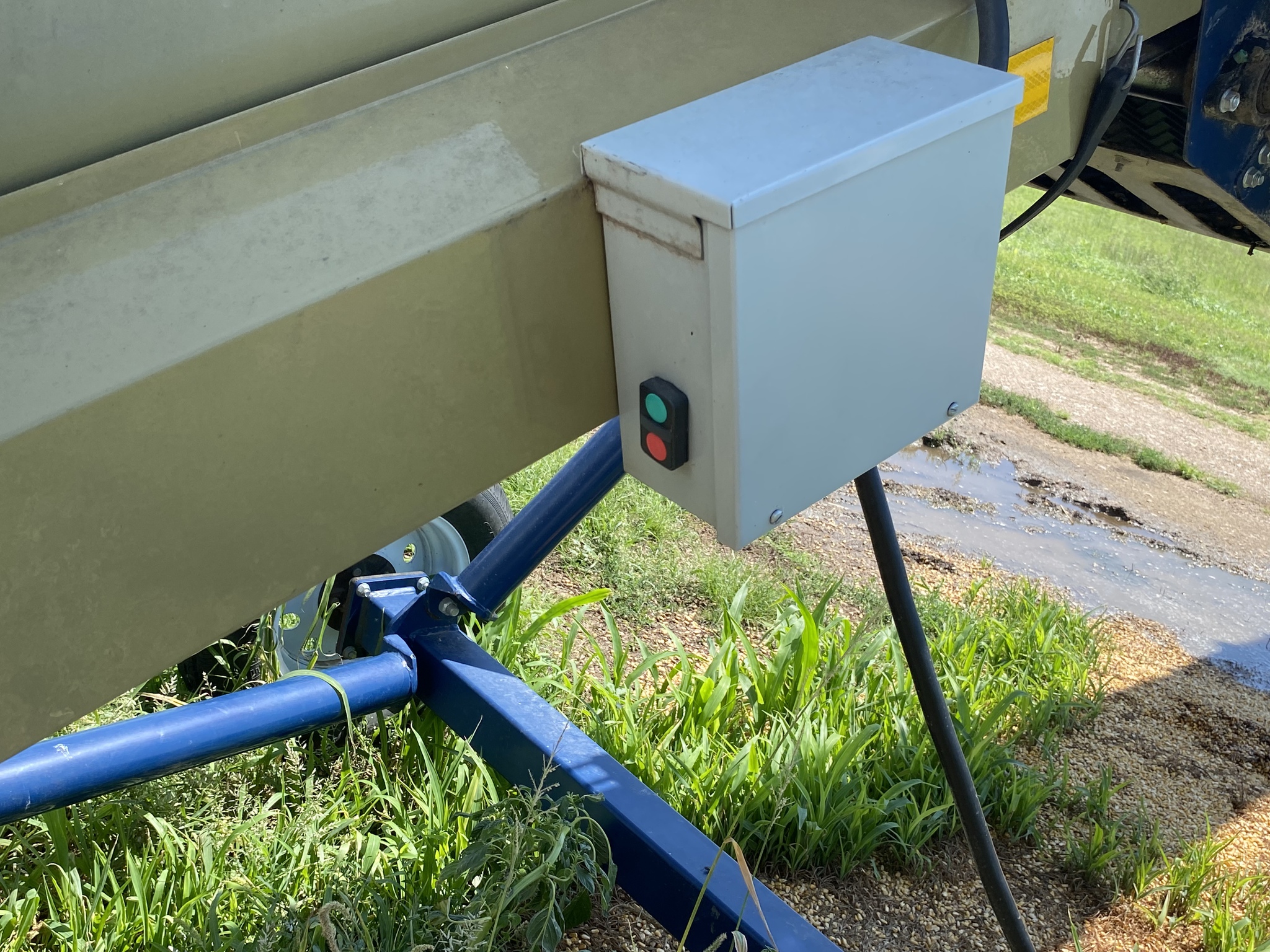   Harvest International FC 1535 at LandMark in Lexington, NE