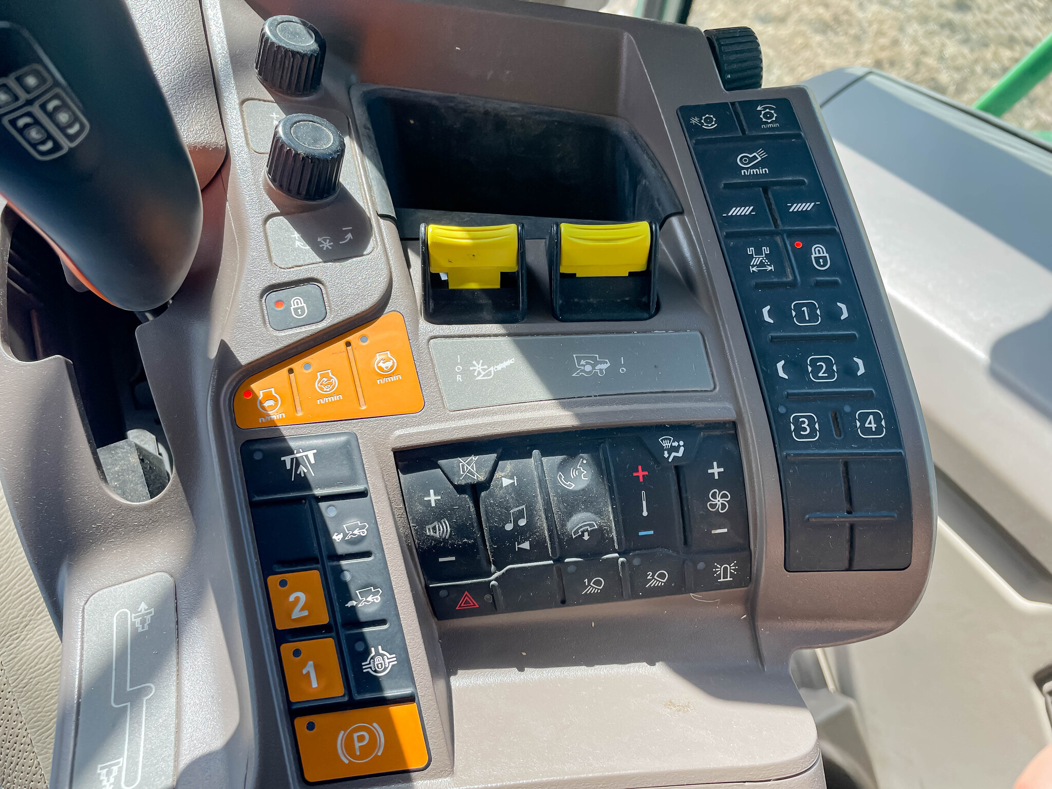  2023 John Deere S780 at LandMark in Hastings, NE