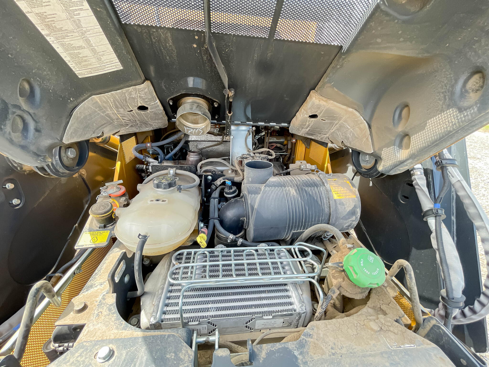  2022 John Deere 332G at LandMark in Superior, NE