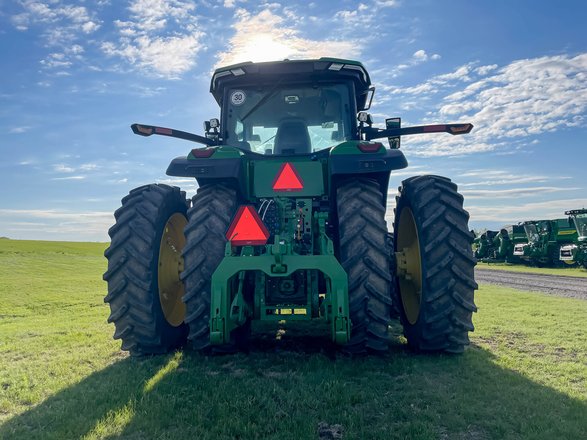  2023 John Deere 8R 370 at LandMark in Hastings, NE