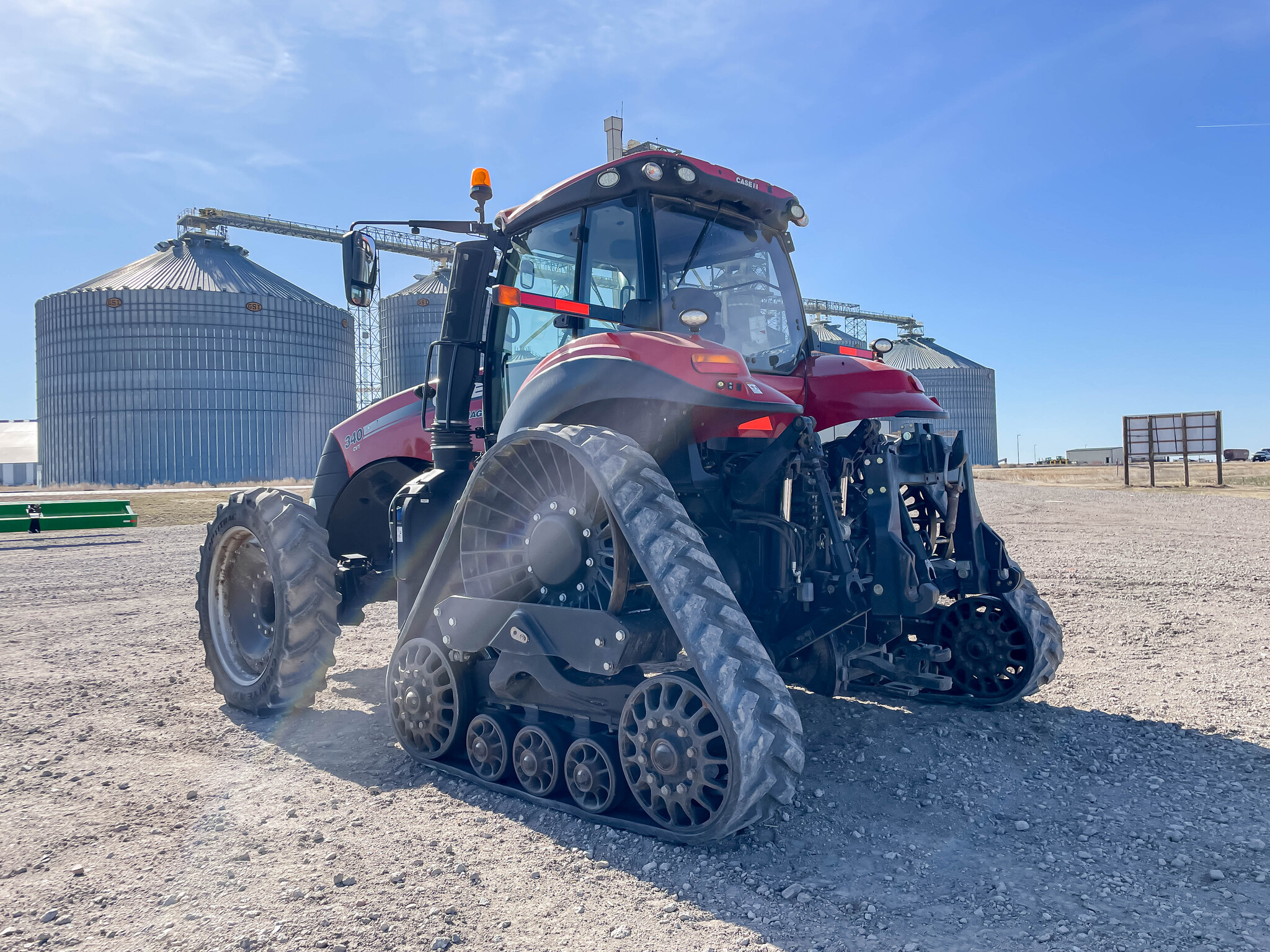  2017 Case Ih Magnum 340 Rowtrac at LandMark in Holdrege, NE