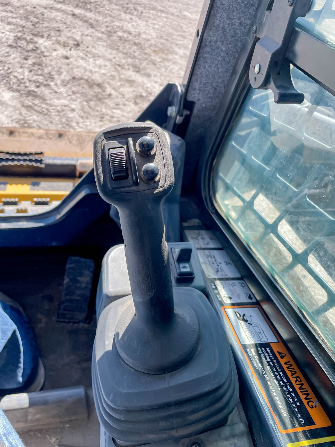  2022 John Deere 333G at LandMark in Holdrege, NE