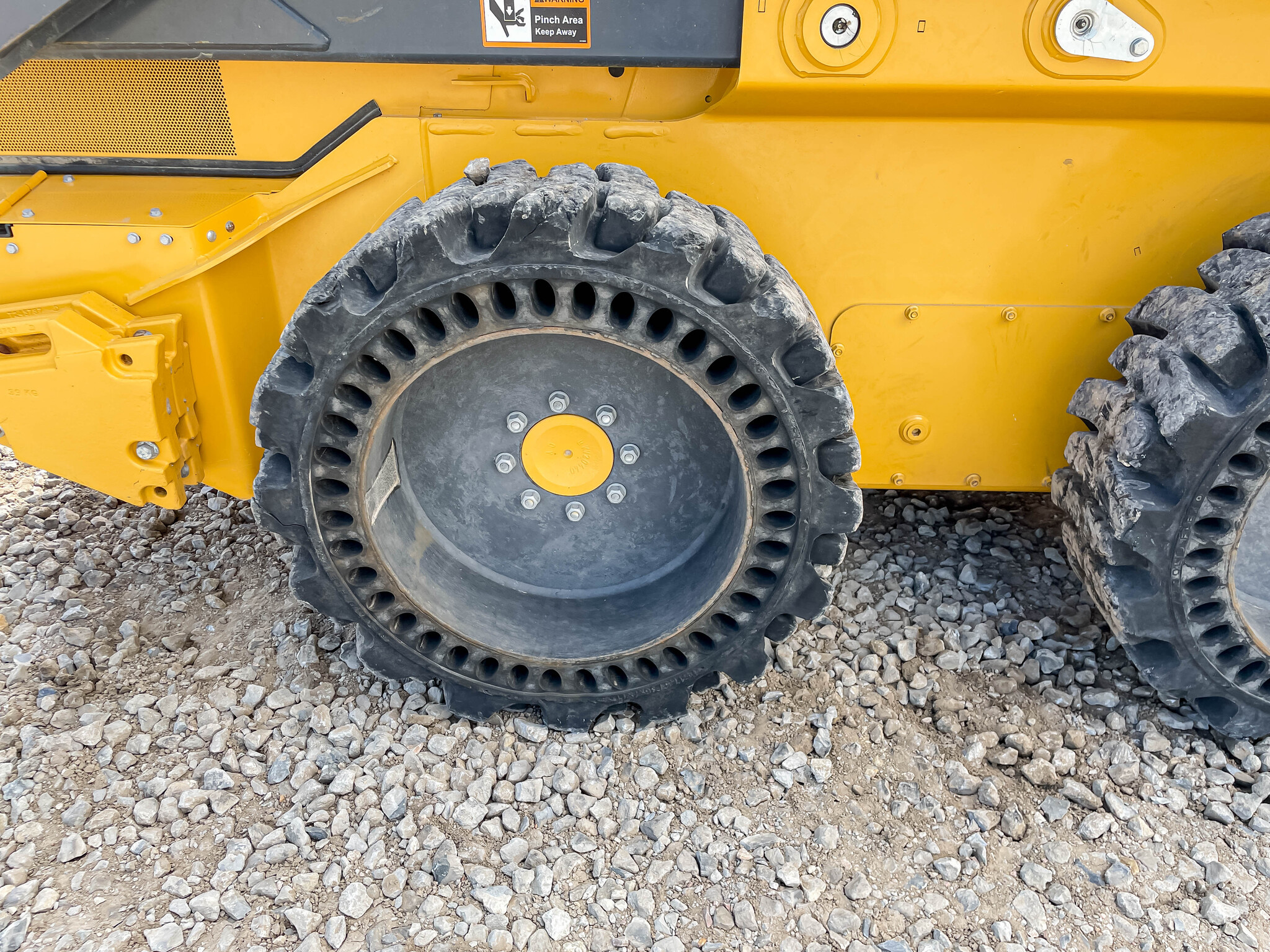  2022 John Deere 332G at LandMark in Superior, NE