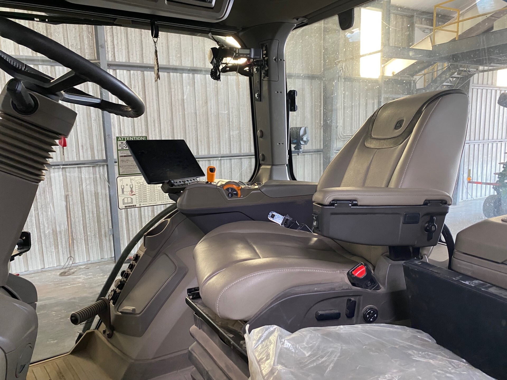  2024 John Deere 8RX 370 at LandMark in Kearney, NE