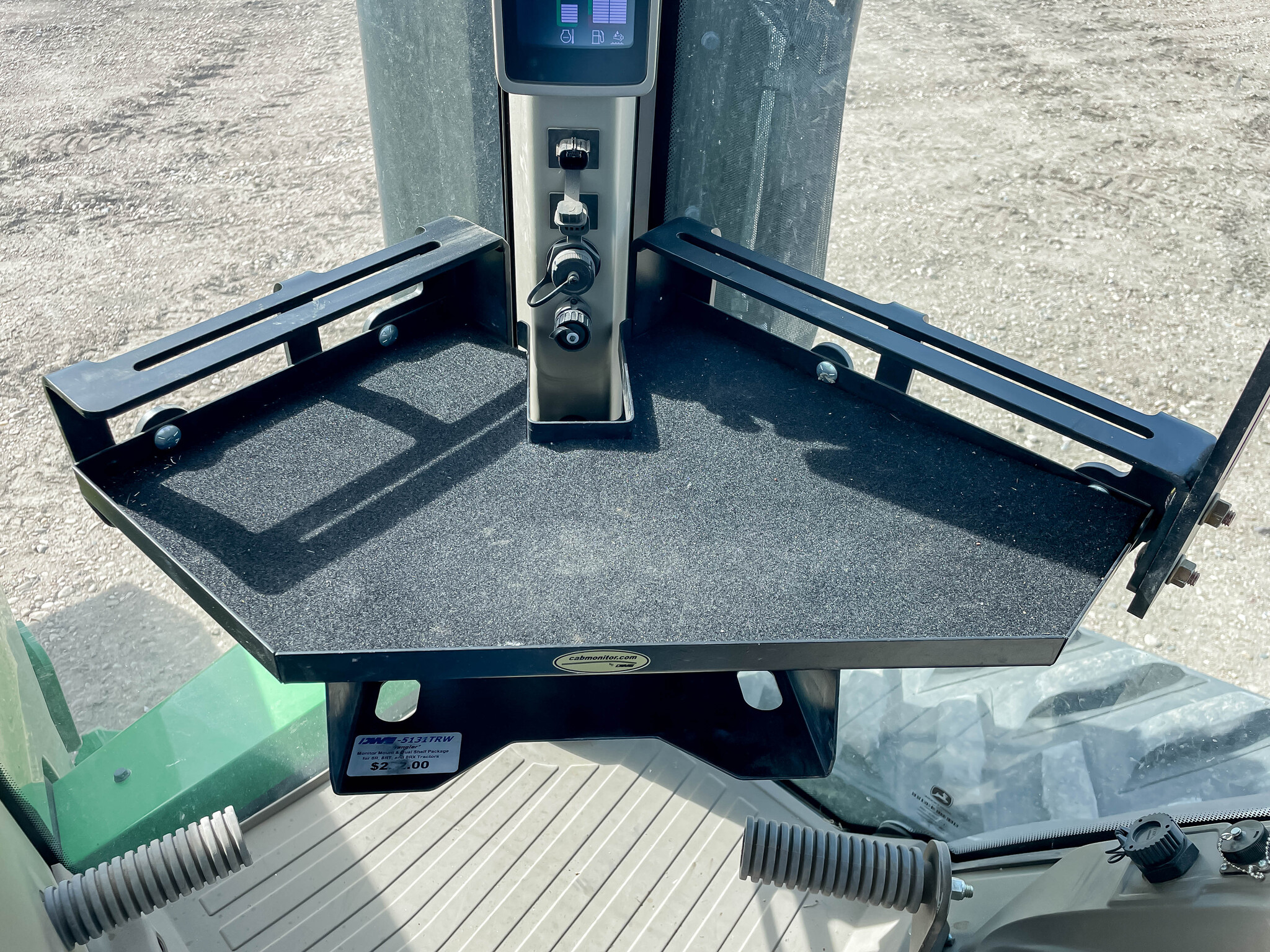  2022 John Deere 8RT 370 at LandMark in Minden, NE