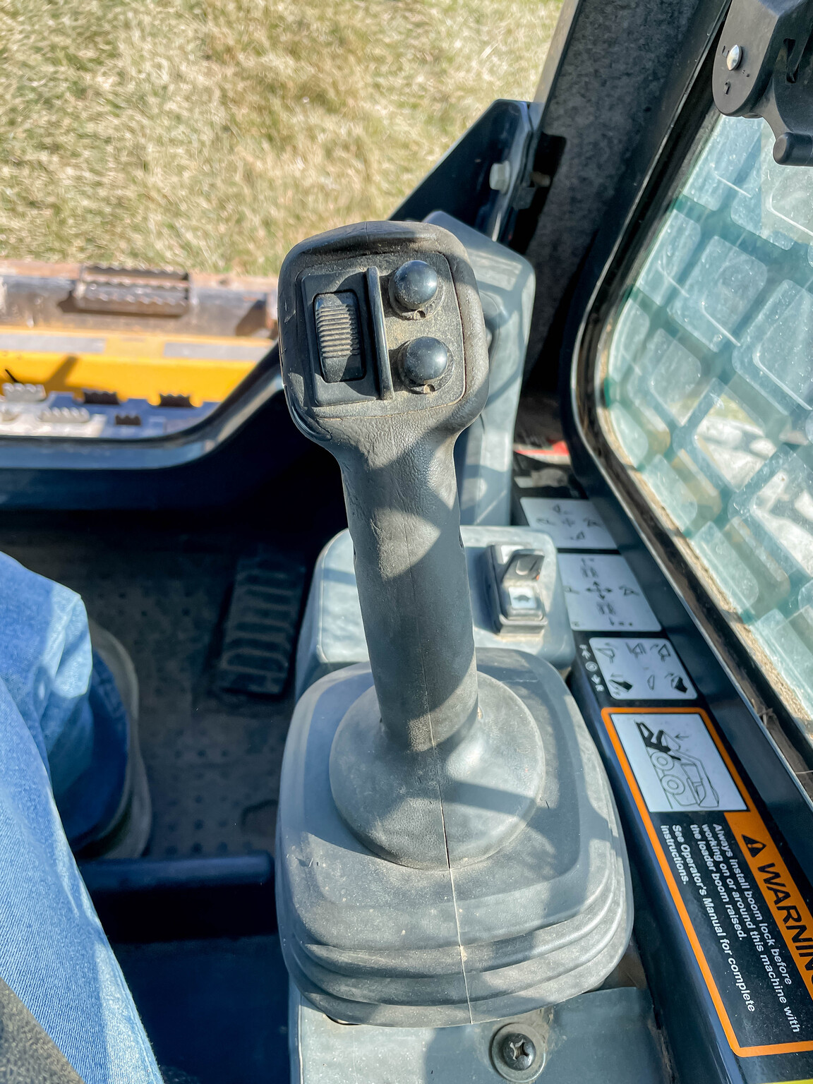  2019 John Deere 330G at LandMark in Minden, NE