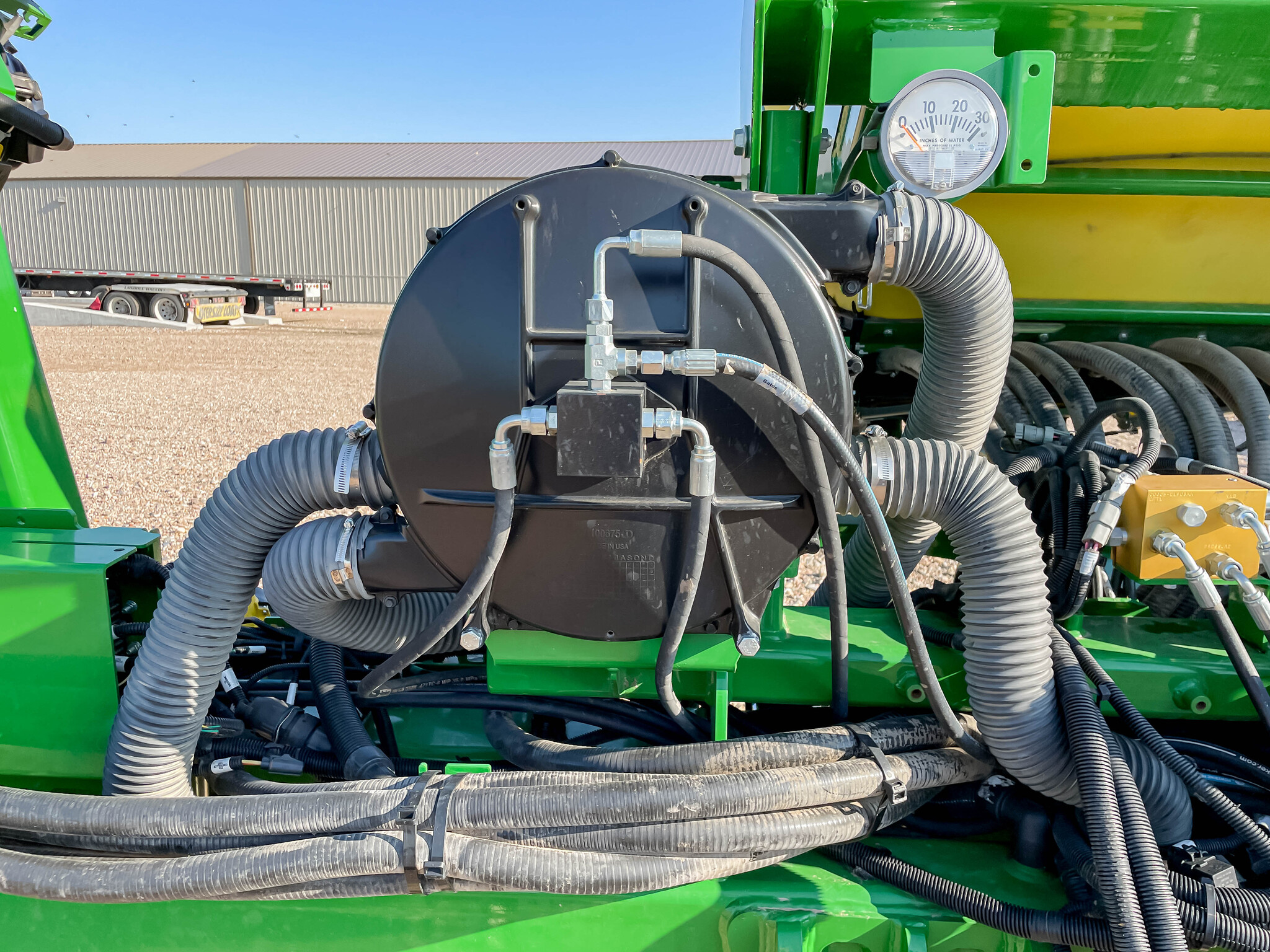  2022 John Deere DR16 PUK at LandMark in Minden, NE