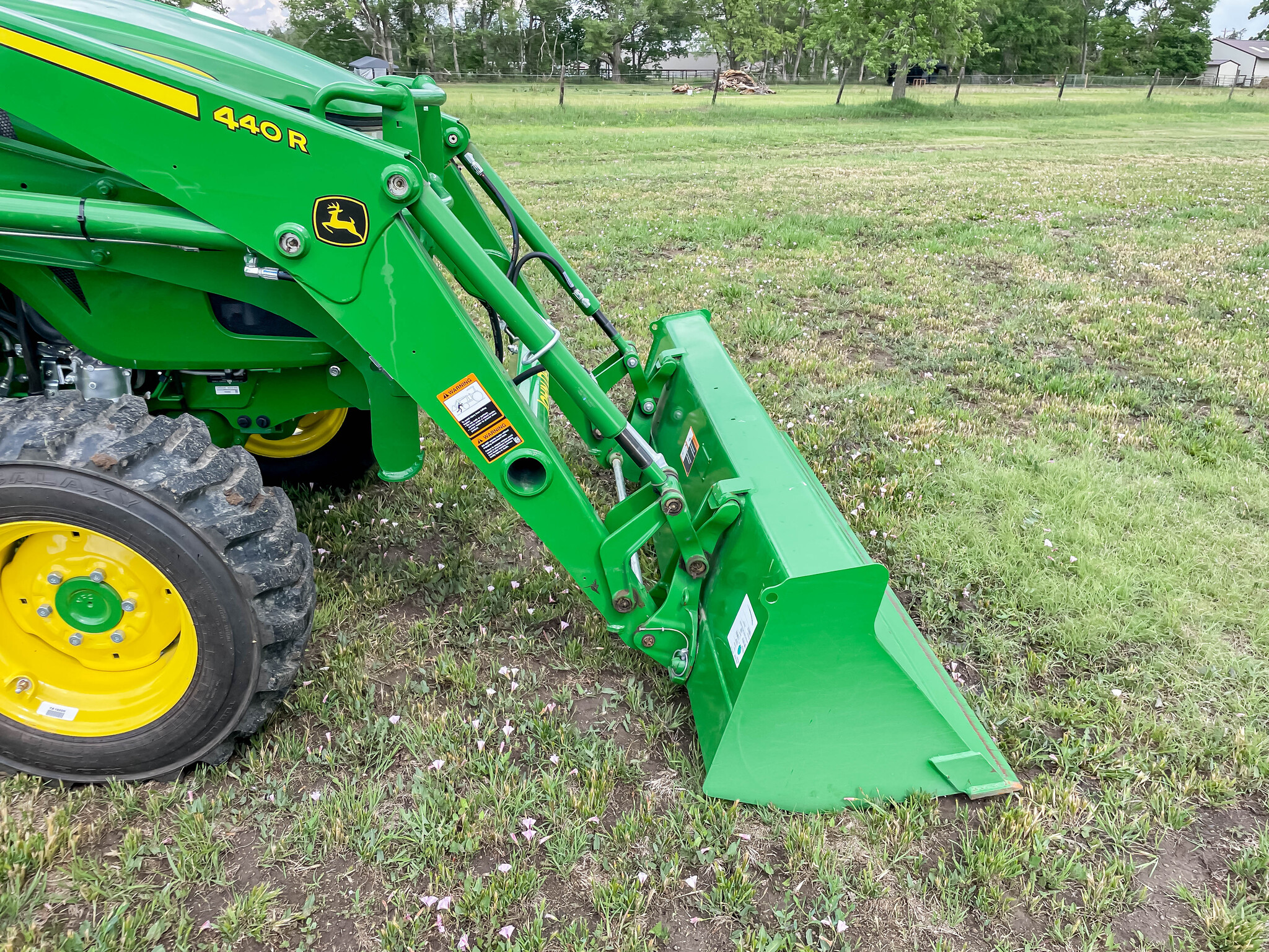  2022 John Deere 4052R at LandMark in Red Cloud, NE