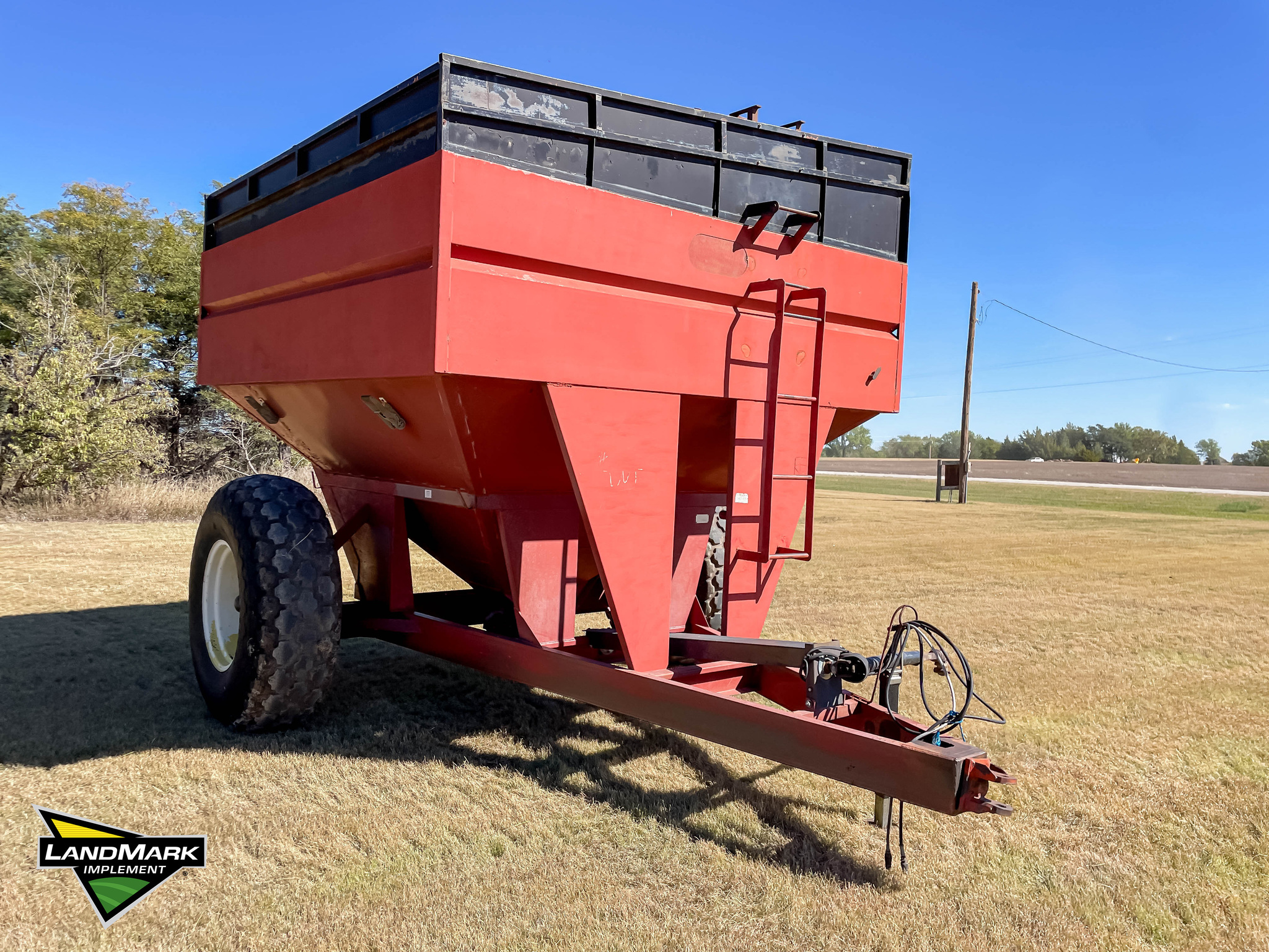  1998 A&l 47 at LandMark in Phillipsburg, KS