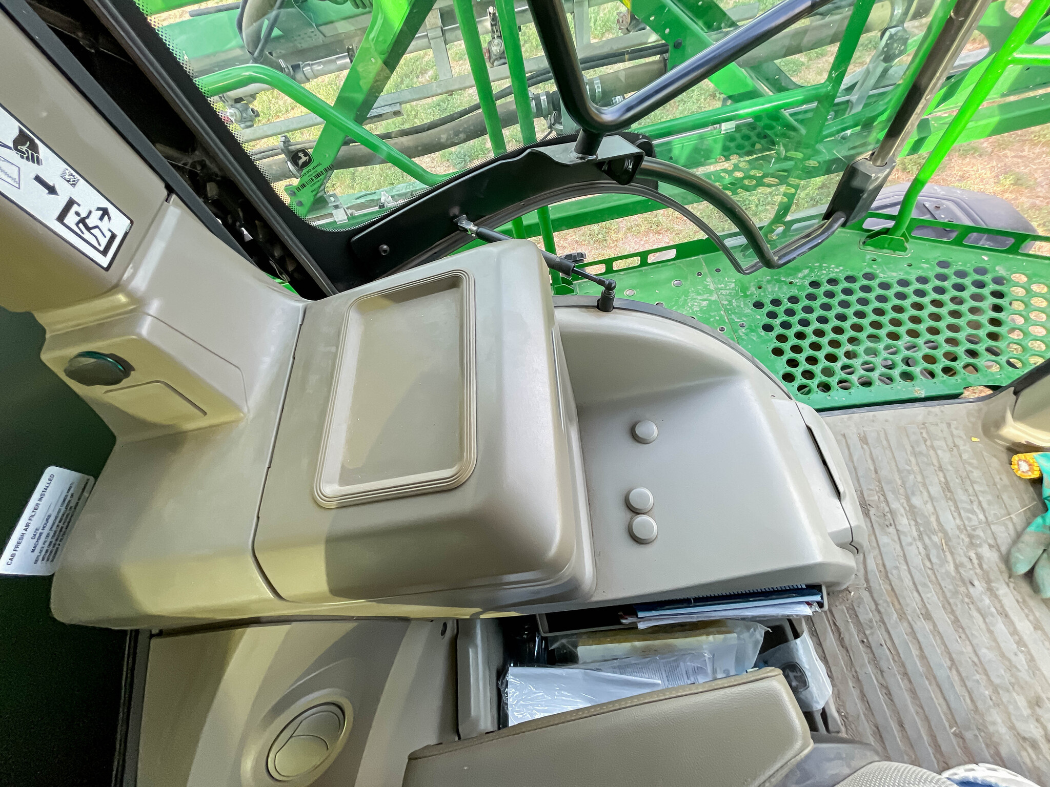  2023 John Deere 616R at LandMark in Hastings, NE