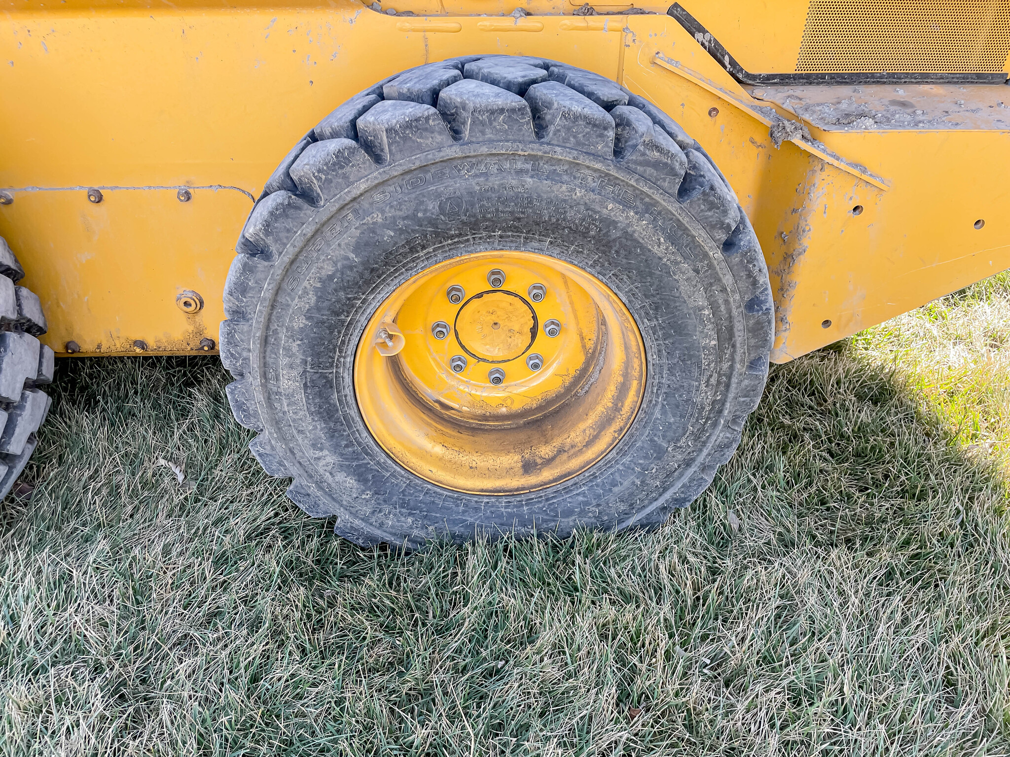  2019 John Deere 330G at LandMark in Minden, NE