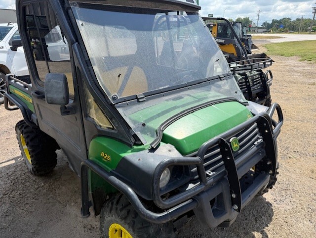  2013 John Deere XUV 825I GREEN at LandMark in Gothenburg, NE