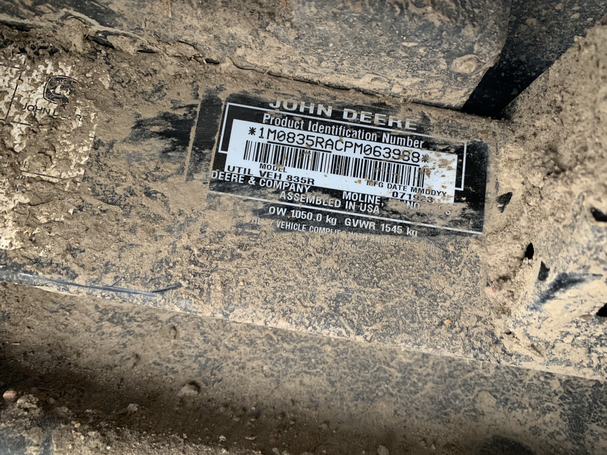  2023 John Deere XUV 835R at LandMark in Holdrege, NE