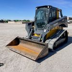  2022 John Deere 333G at LandMark in Holdrege, NE