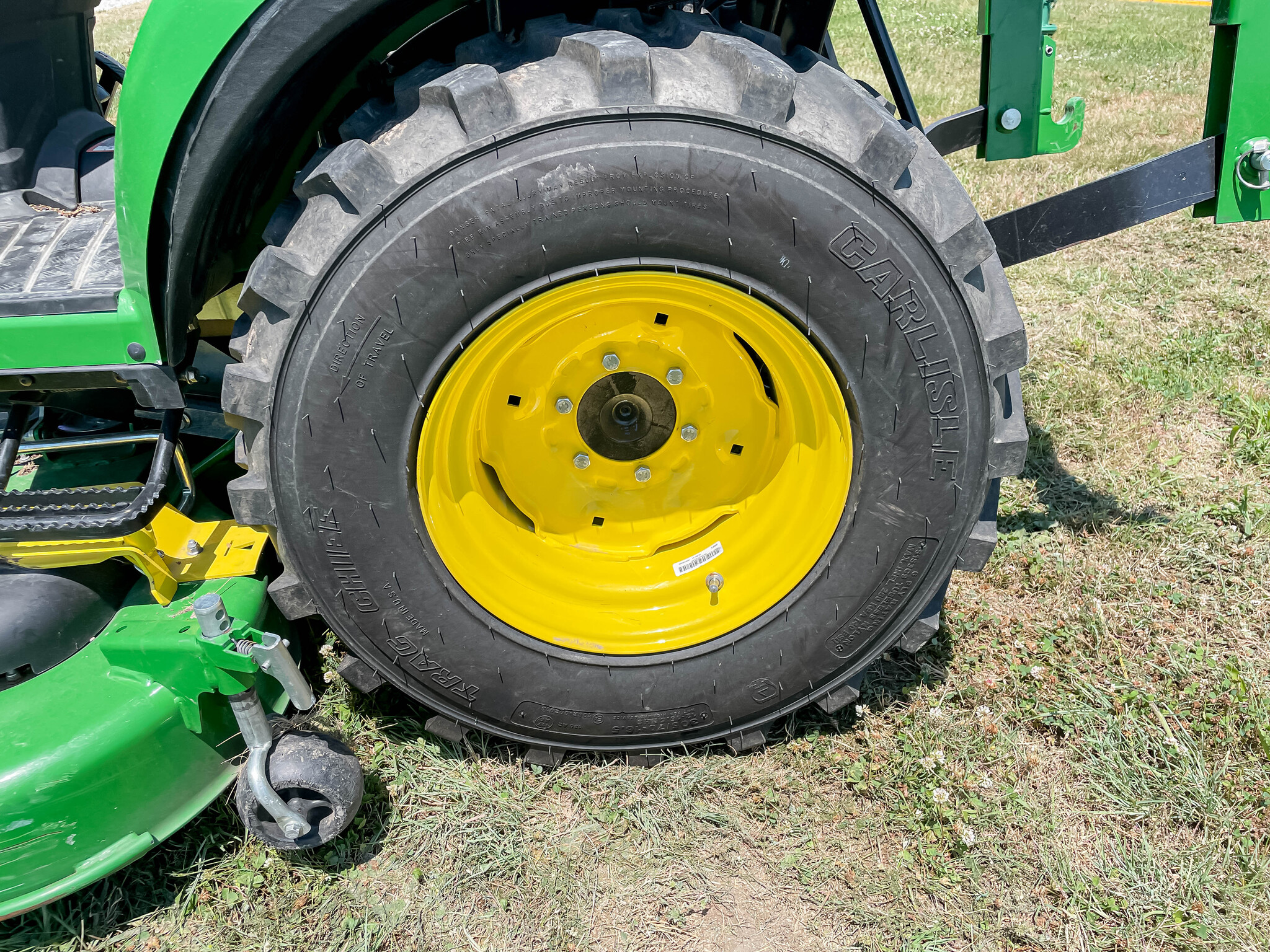  2023 John Deere 2025R at LandMark in Beatrice, NE