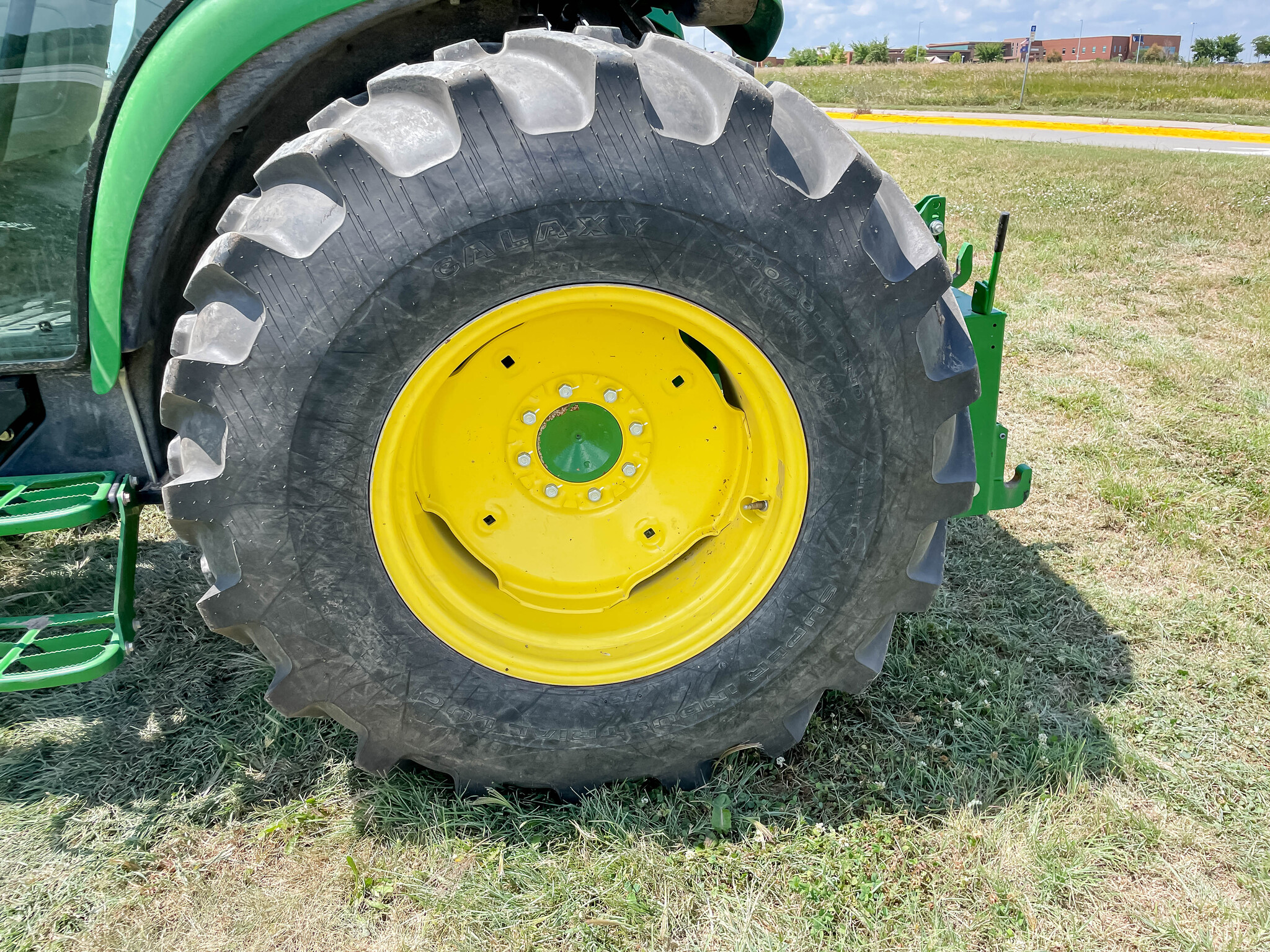  2022 John Deere 4052R at LandMark in Beatrice, NE