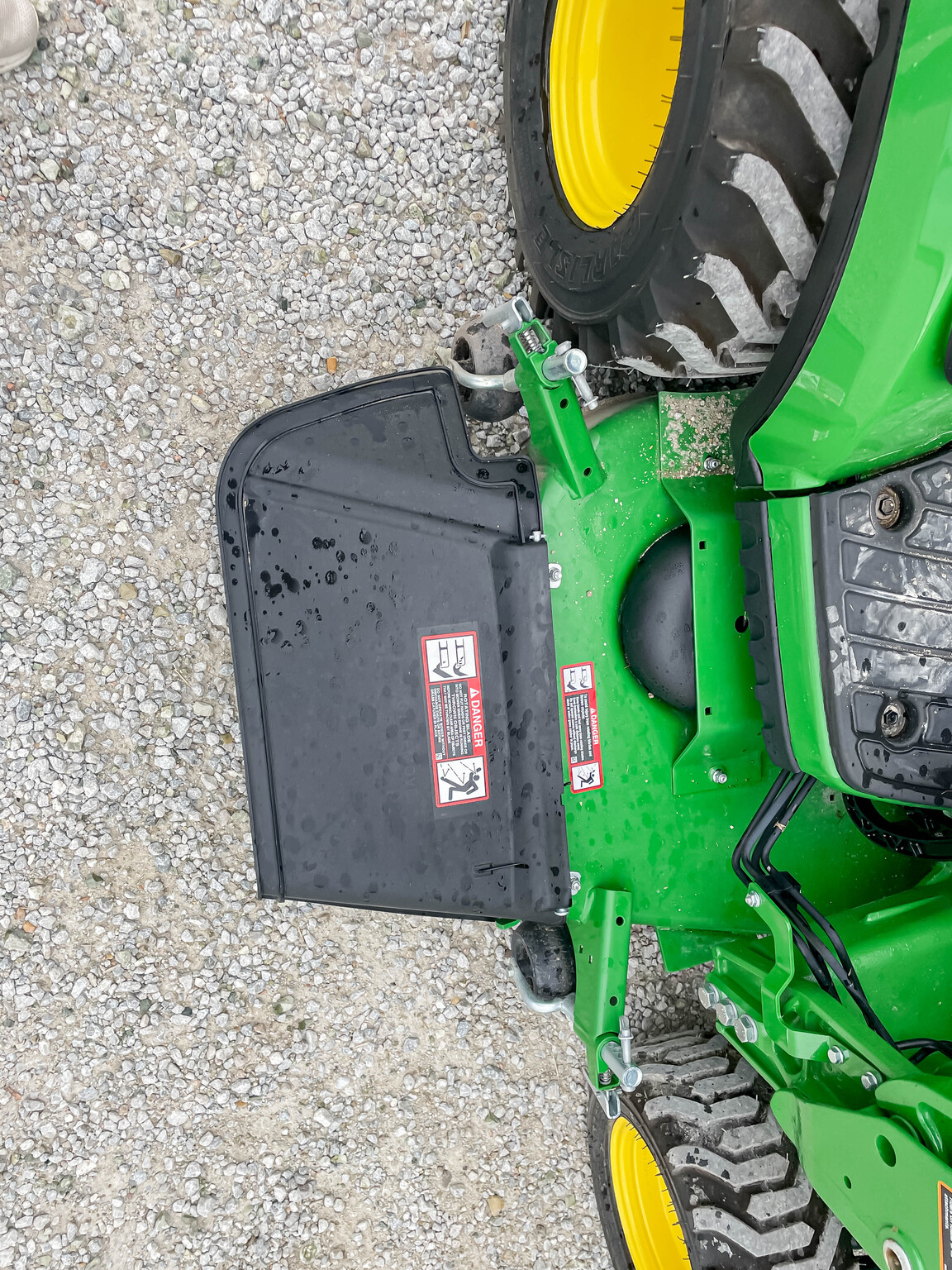  2023 John Deere 1025R at LandMark in Smith Center, KS